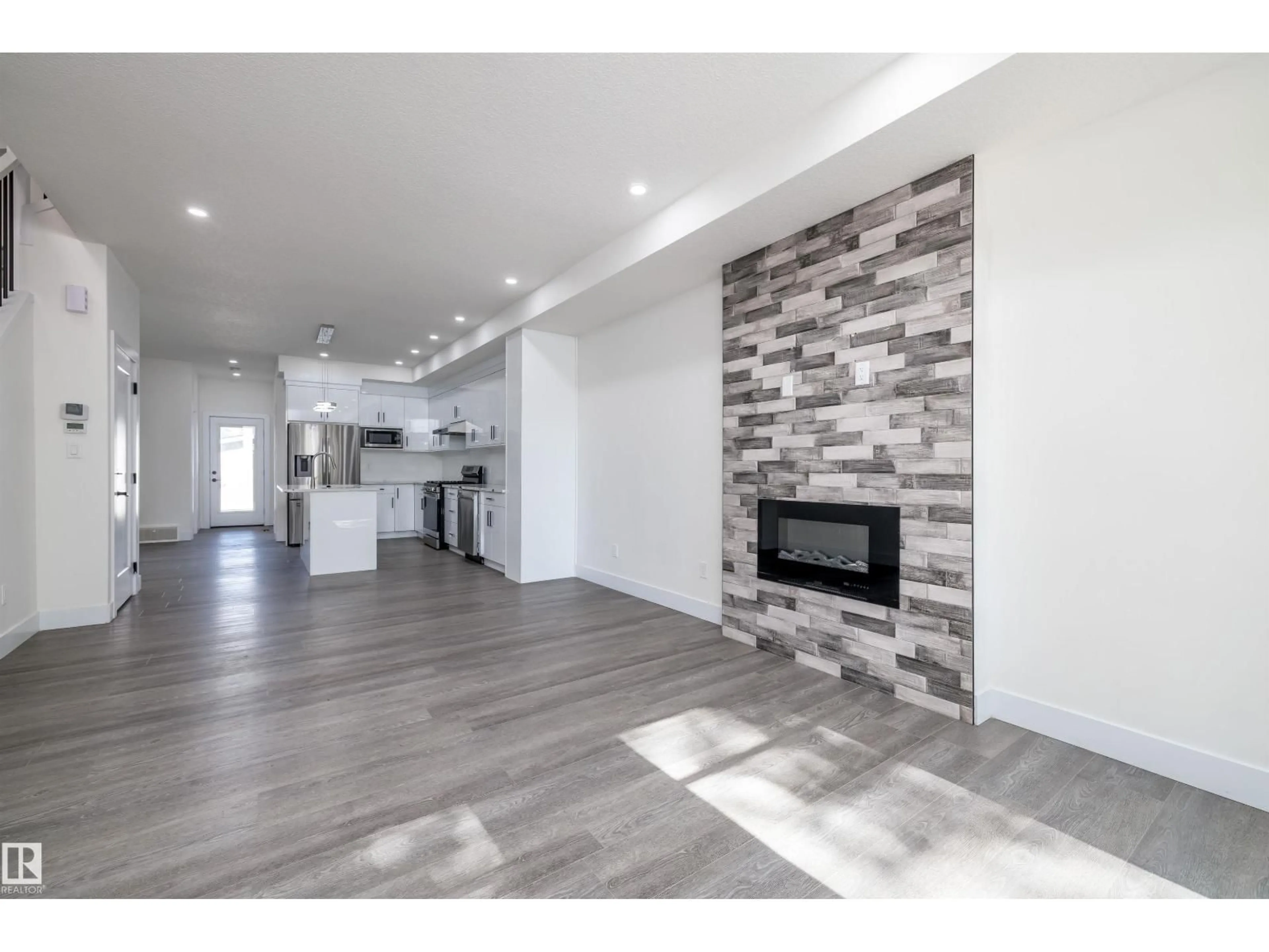 Open concept kitchen, unknown for 7540 81 AV, Edmonton Alberta T6C0B5