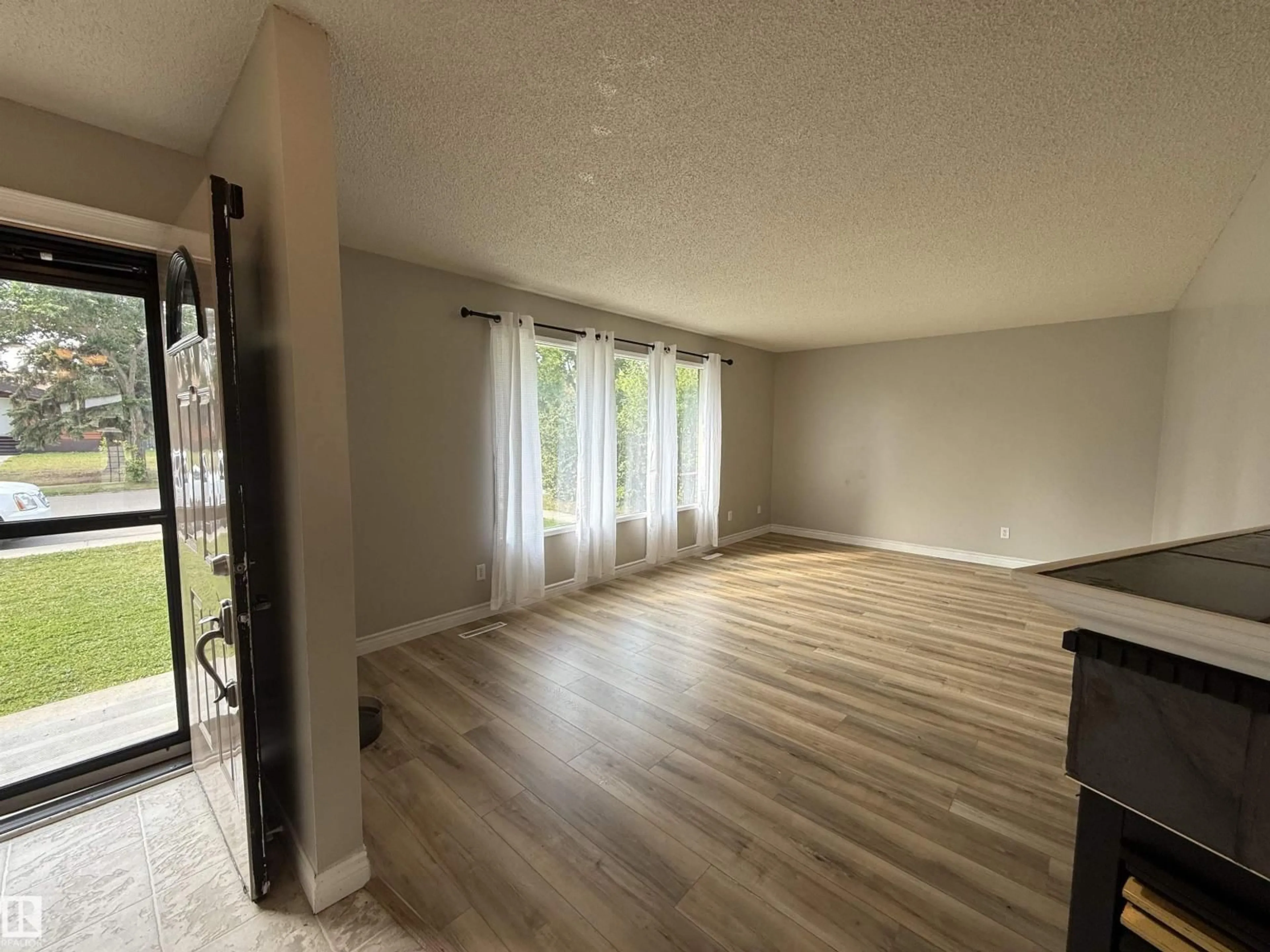 A pic of a room for 4872 54 AV, Drayton Valley Alberta T7A1C4