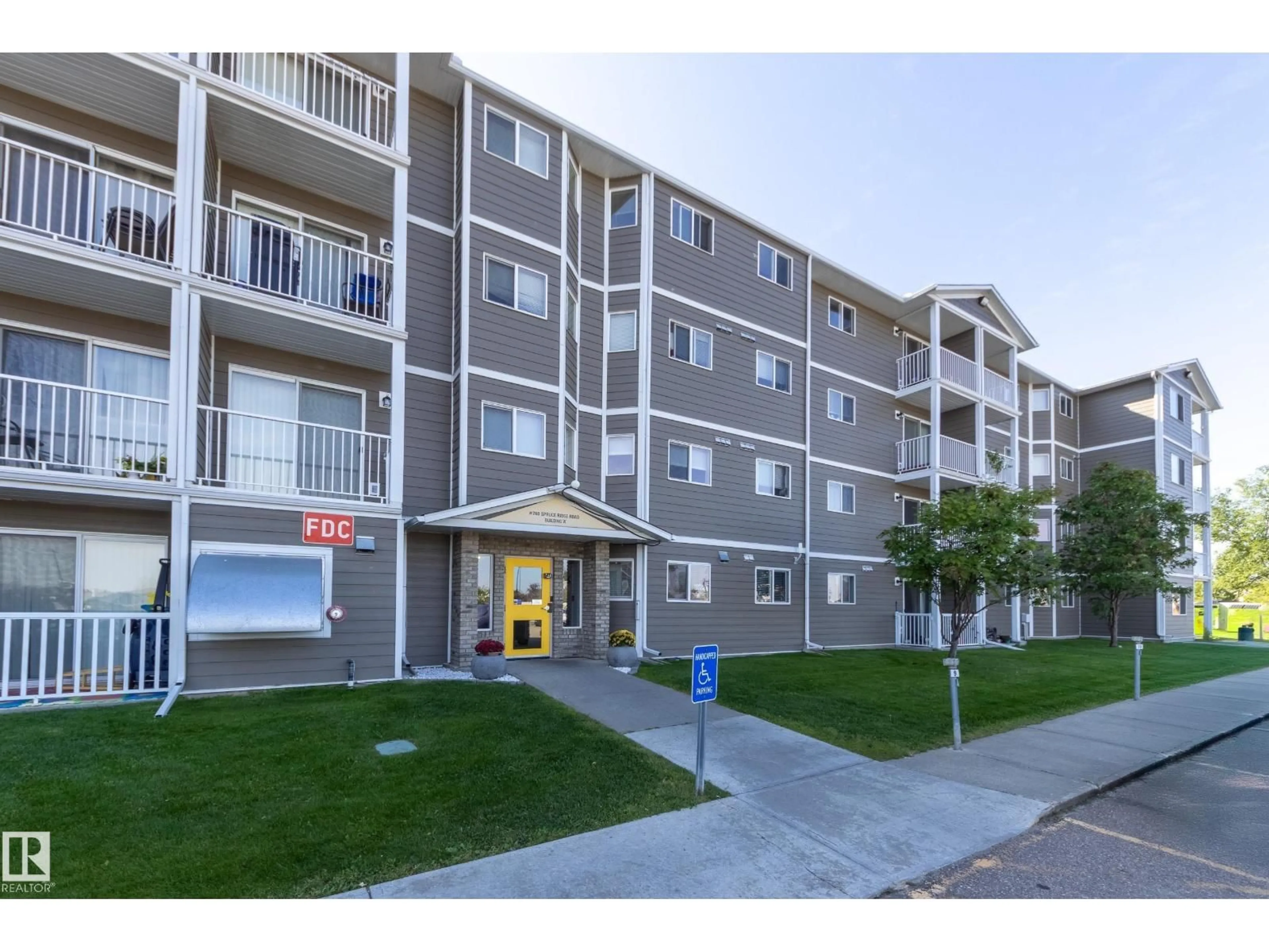Unknown for 210A - 260 SPRUCE RIDGE RD, Spruce Grove Alberta T7X0G5