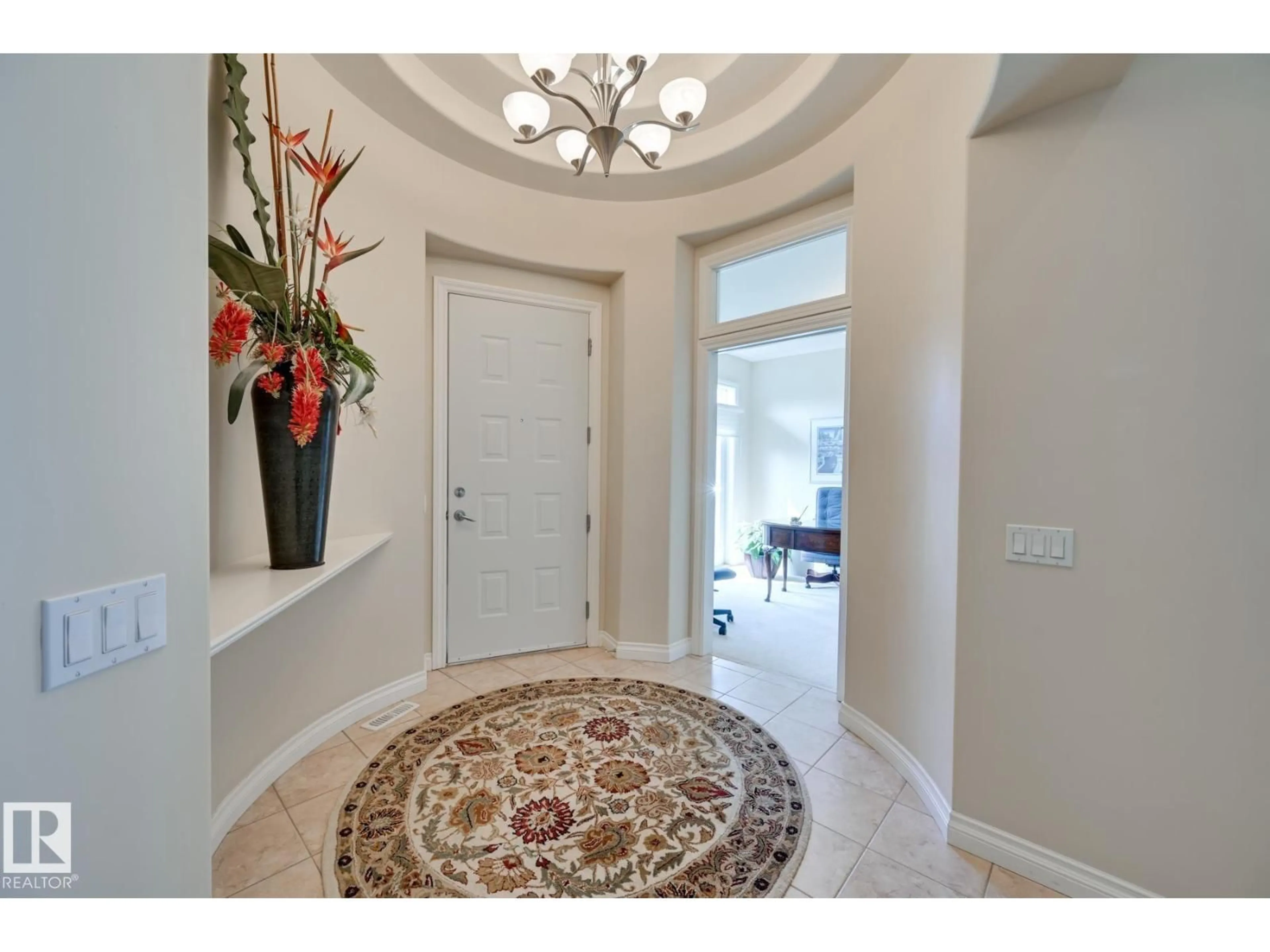 Indoor entryway for 1225 - 20 WANYANDI RD, Edmonton Alberta T6M2W7