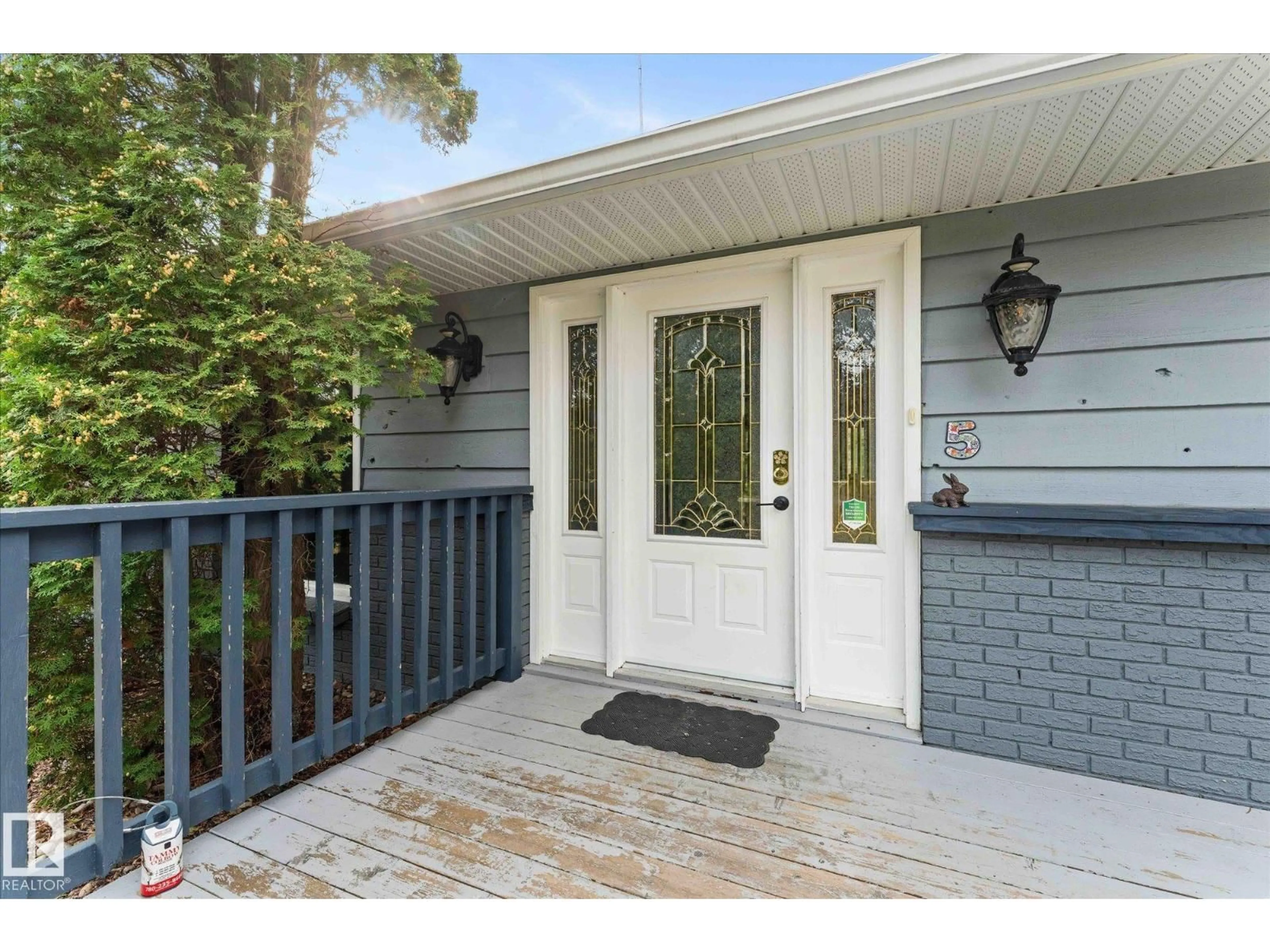 Home with vinyl exterior material, street for 5 - 53104 RGE RD 13, Rural Parkland County Alberta T7Y2T2