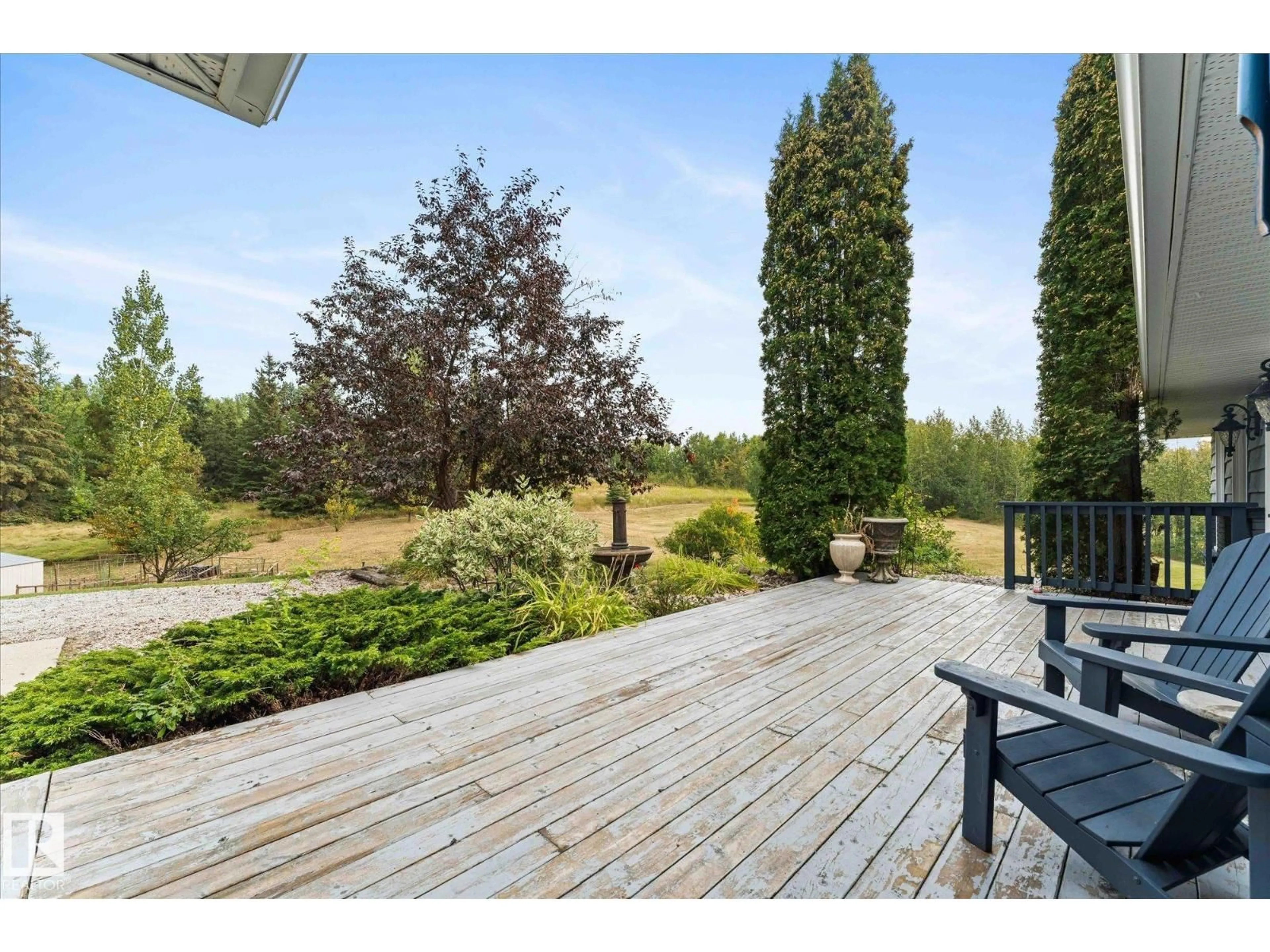 Patio, water/lake/river/ocean view for 5 - 53104 RGE RD 13, Rural Parkland County Alberta T7Y2T2