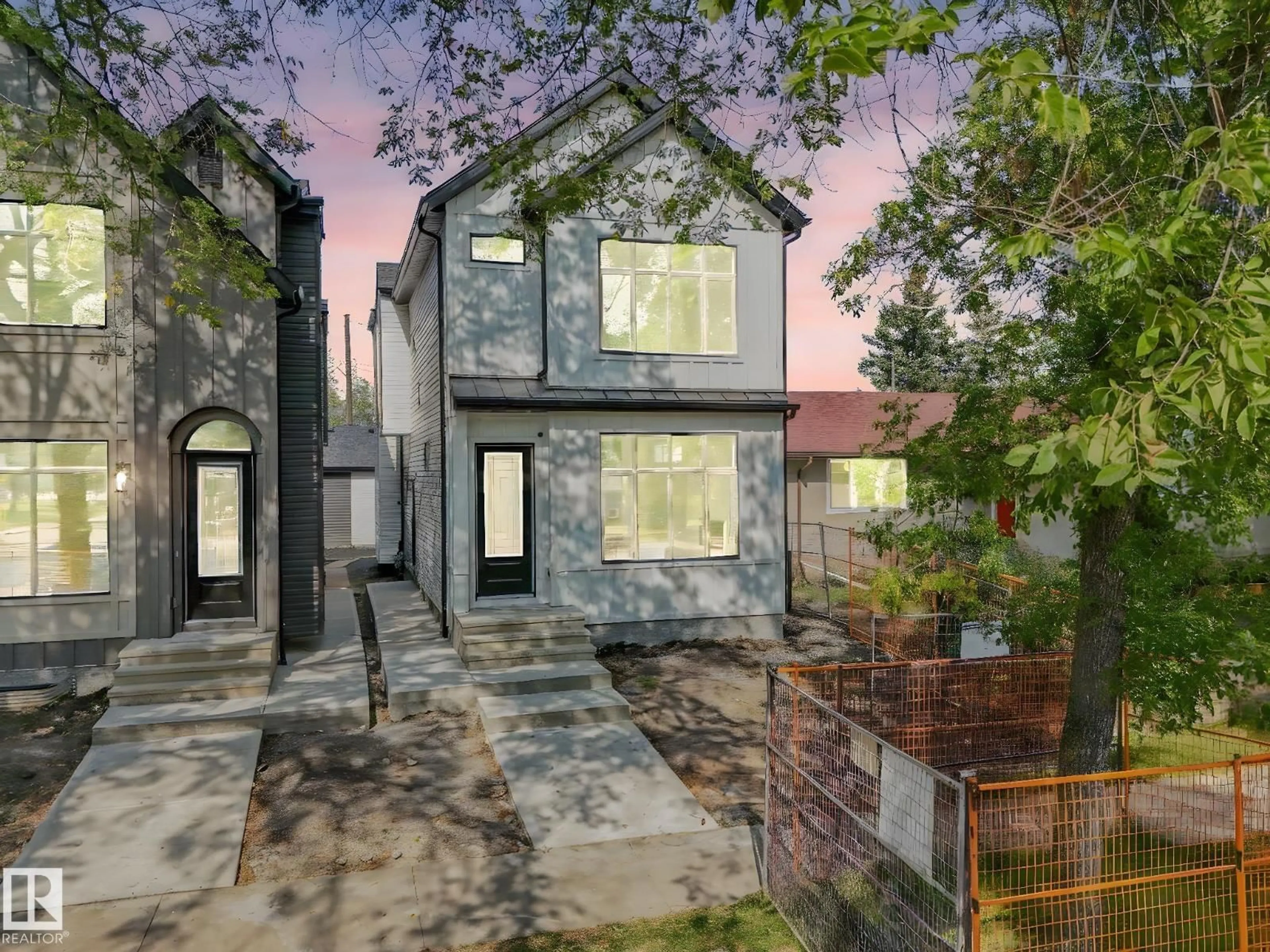 Home with brick exterior material, street for 7940 89 AV, Edmonton Alberta T6C1N5