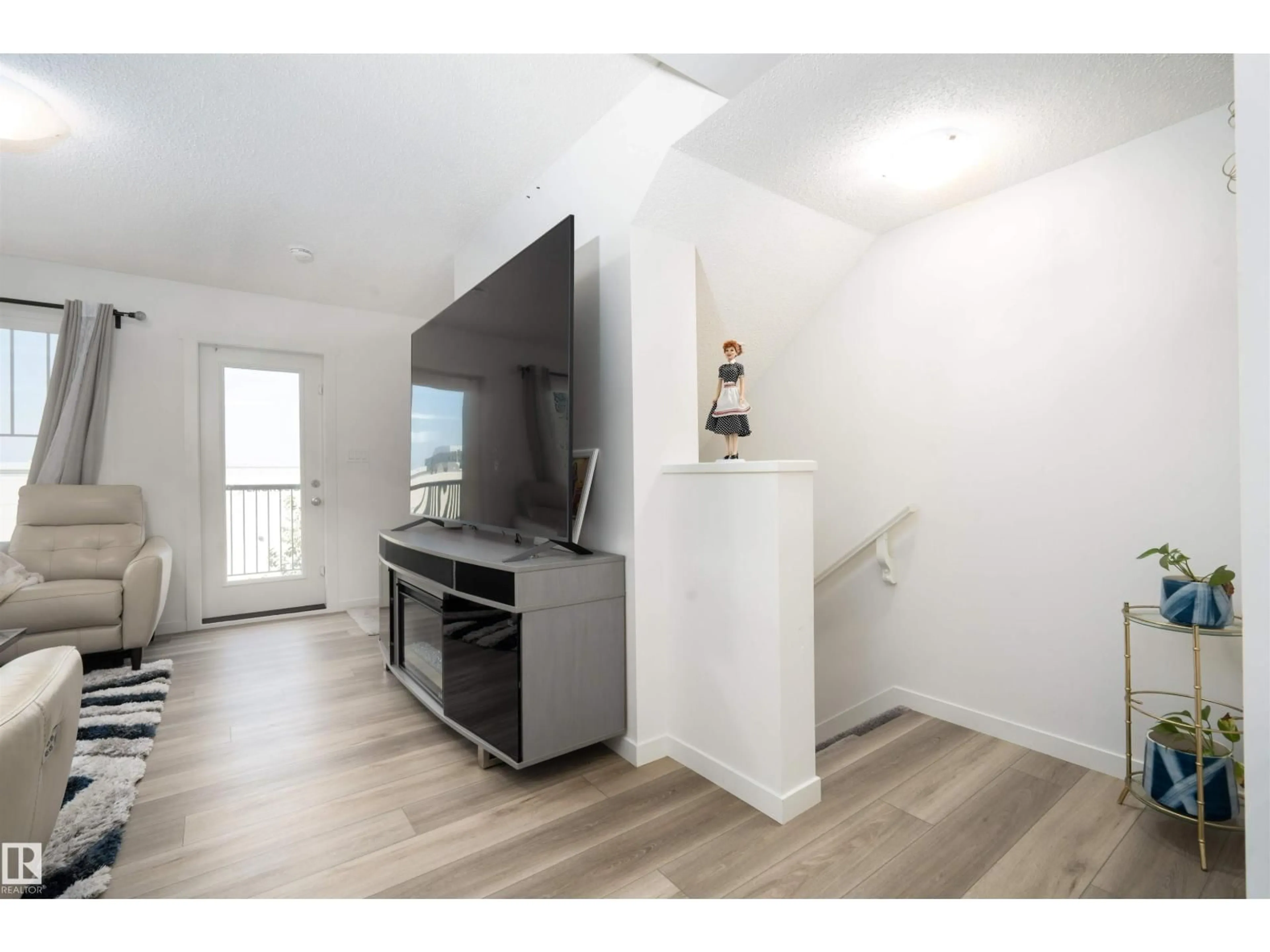 A pic of a room for #37 - 1530 TAMARACK BV, Edmonton Alberta T6T2E6
