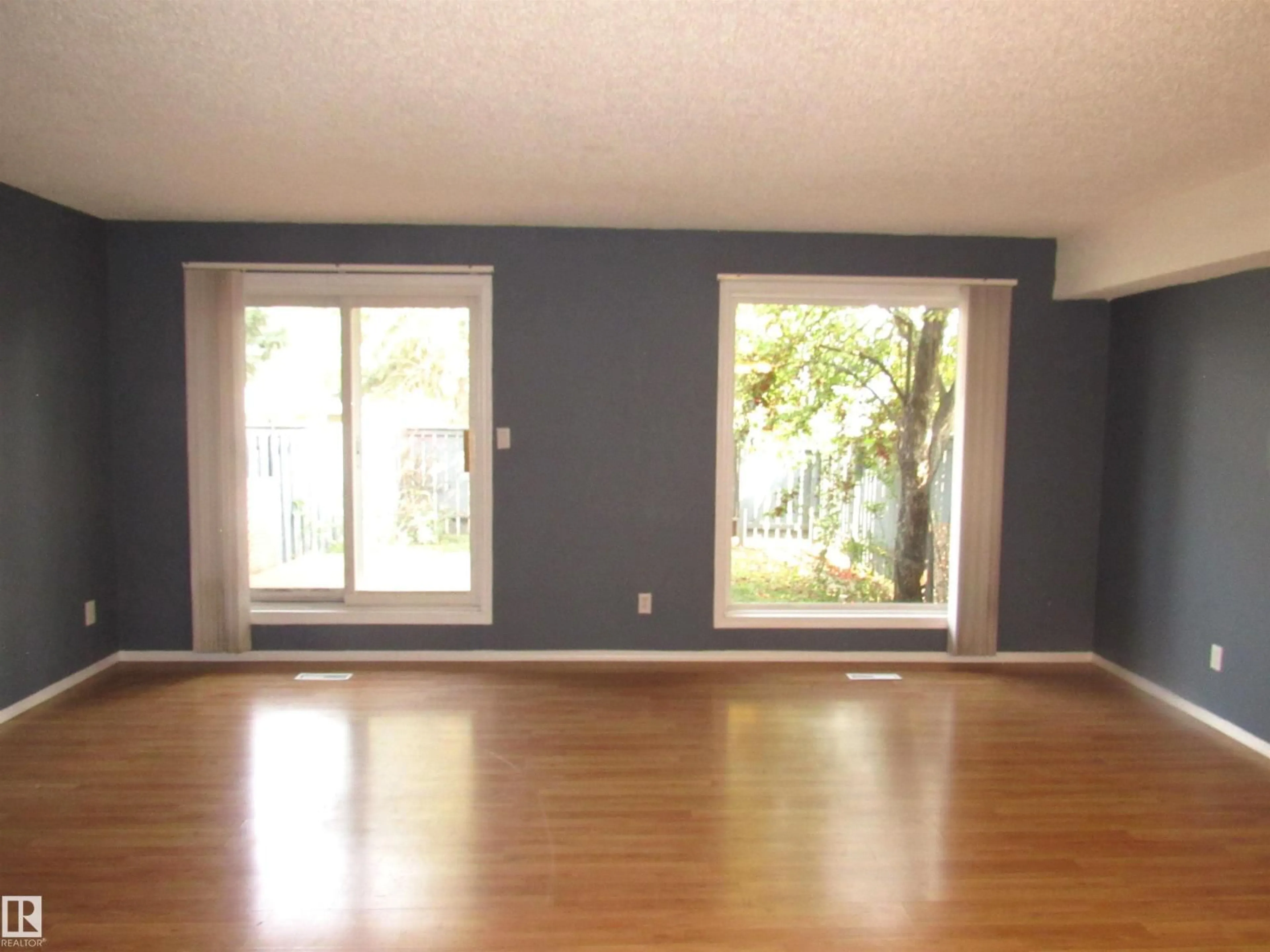 A pic of a room for 69 6220 172 ST NW, Edmonton Alberta T5T3R4