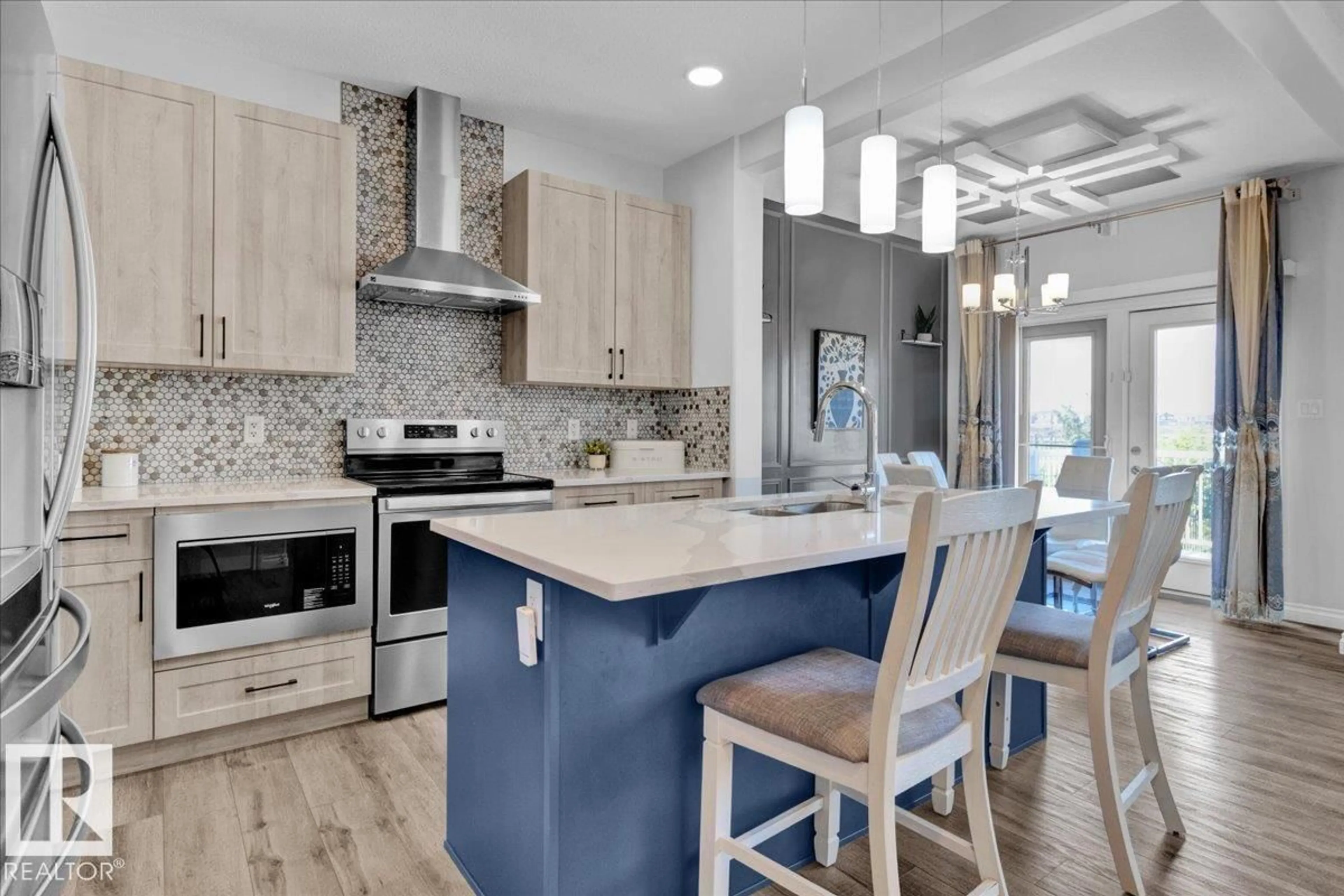 Open concept kitchen, ceramic/tile floor for NW - 8708 223 ST, Edmonton Alberta T5T7L6
