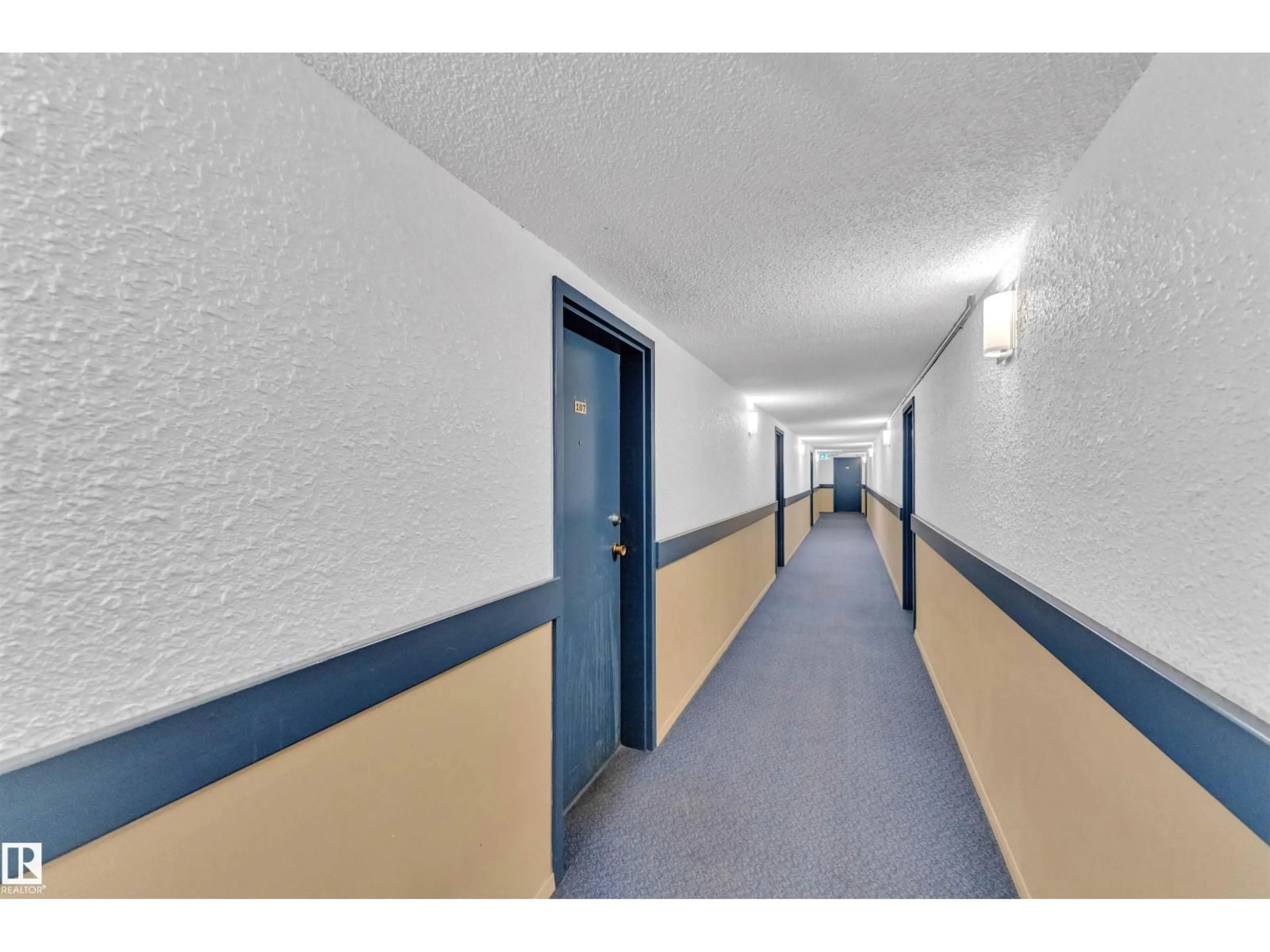 Indoor foyer for #107 - 2624 MILL WOODS E, Edmonton Alberta T6L5K7