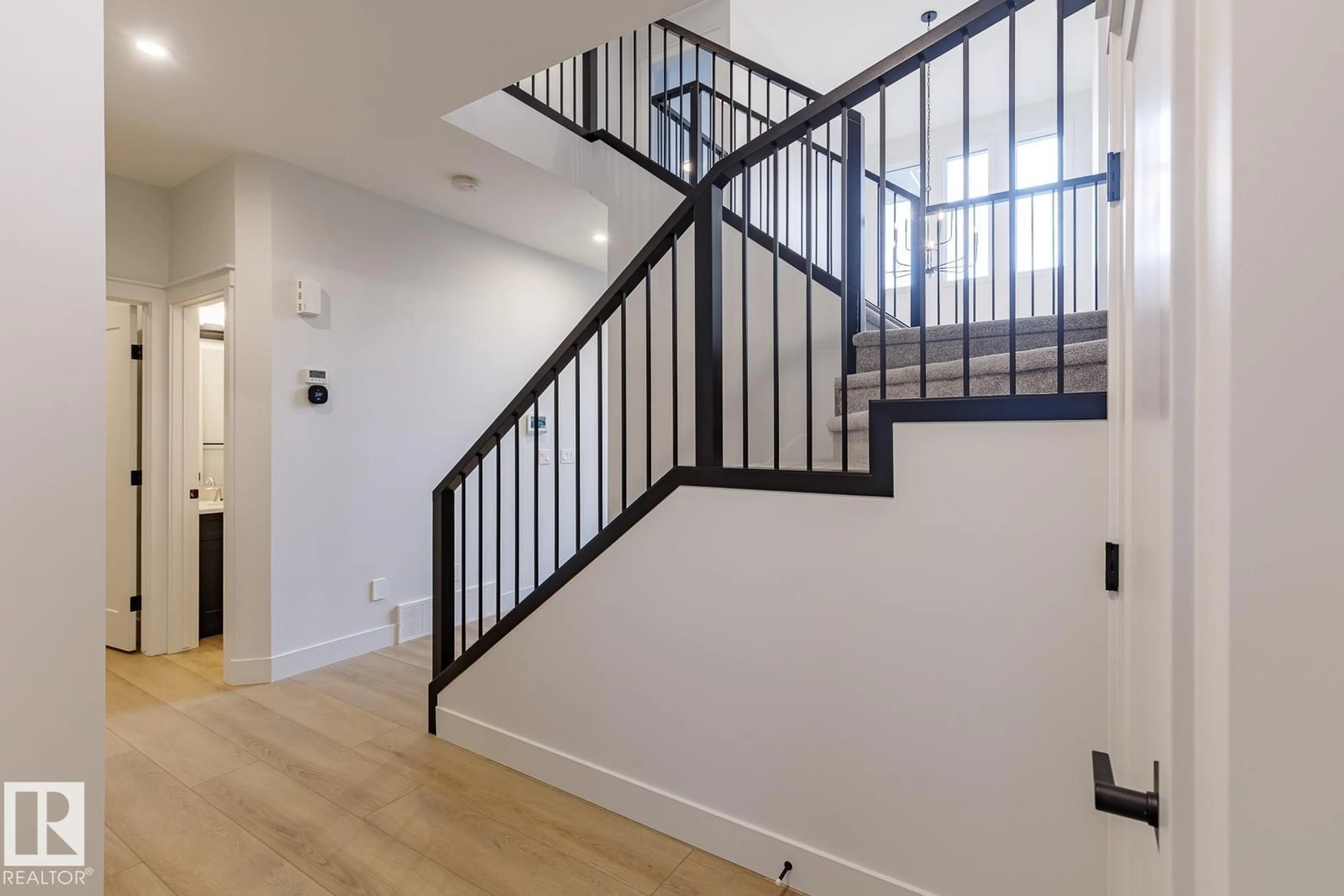 Stairs for 13039 212 ST NW, Edmonton Alberta T6W5E1