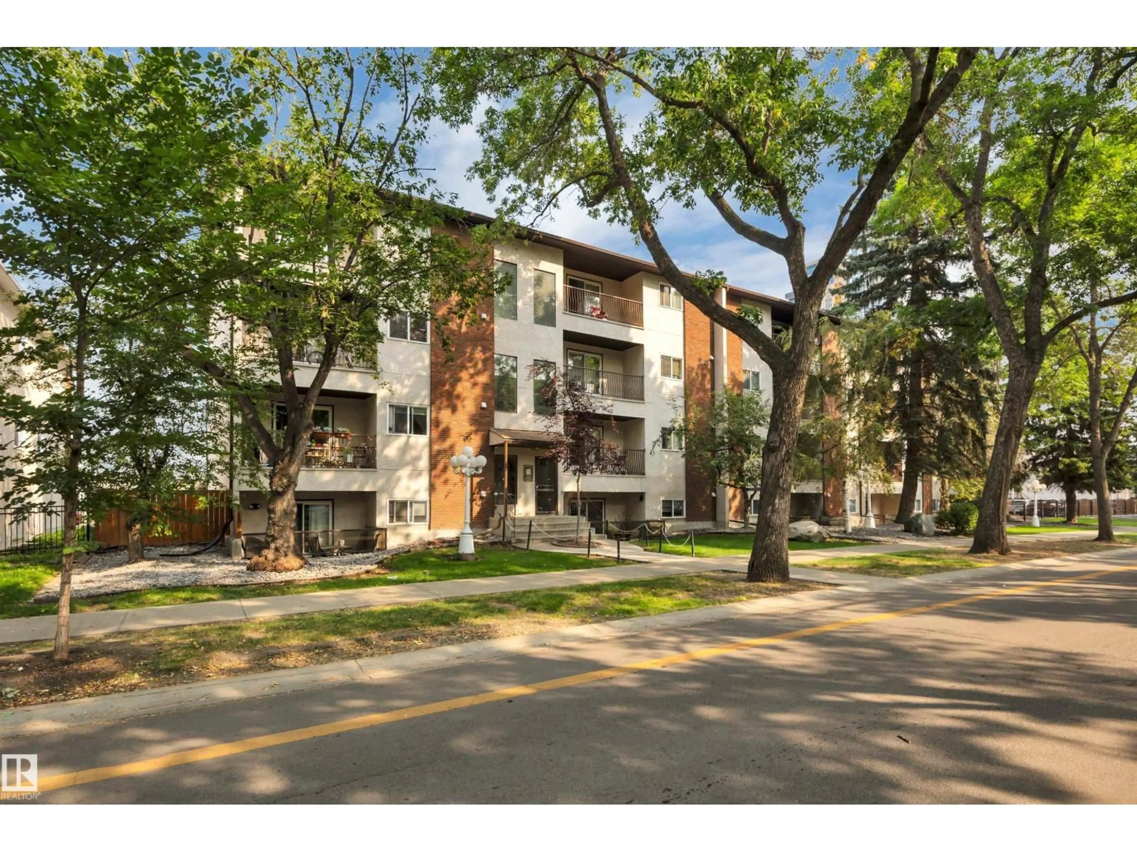 Unknown for #109 - 10520 80 AV, Edmonton Alberta T6E1V3