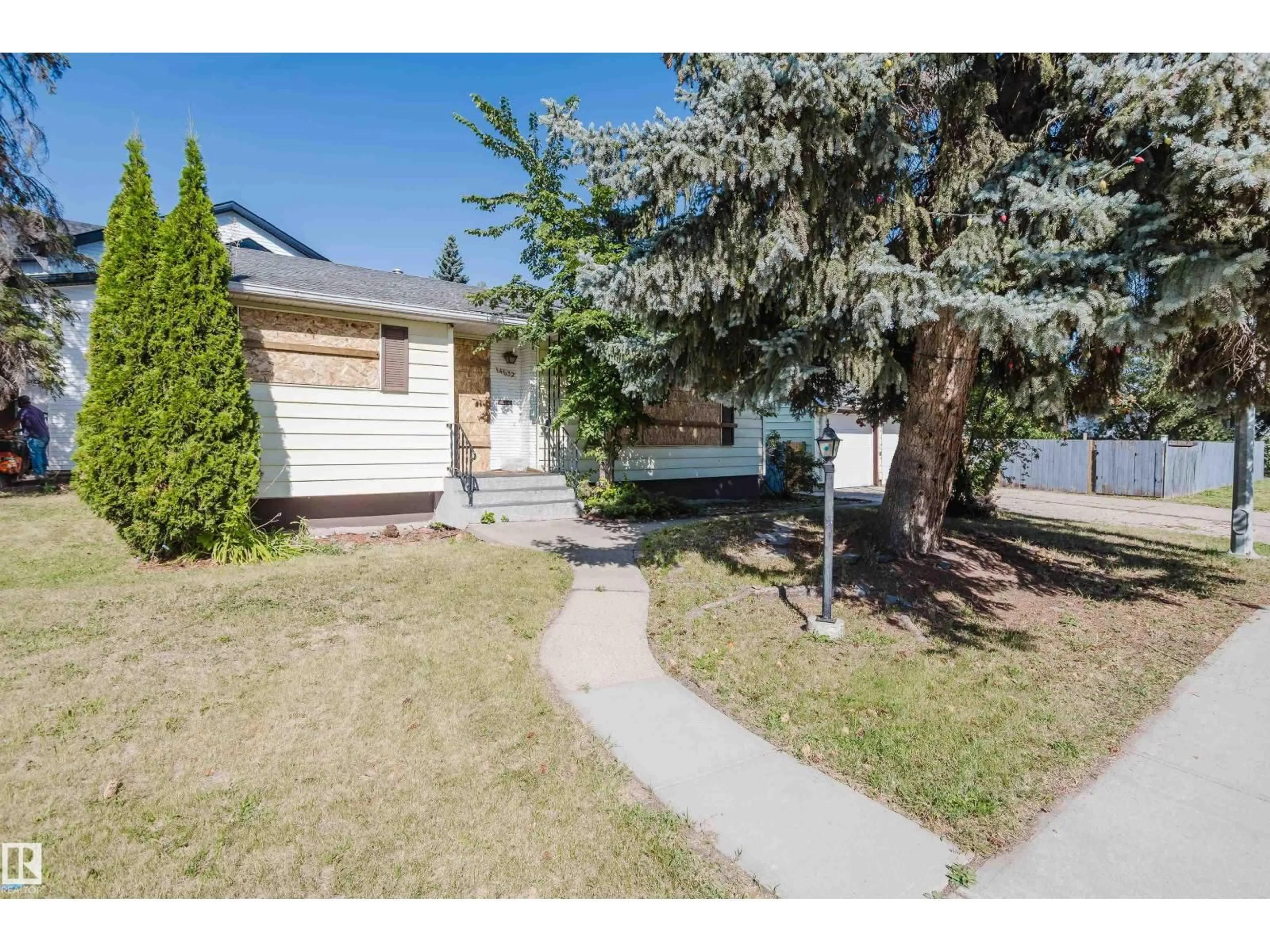 Unknown for 14632 95 AV, Edmonton Alberta T5N0B3