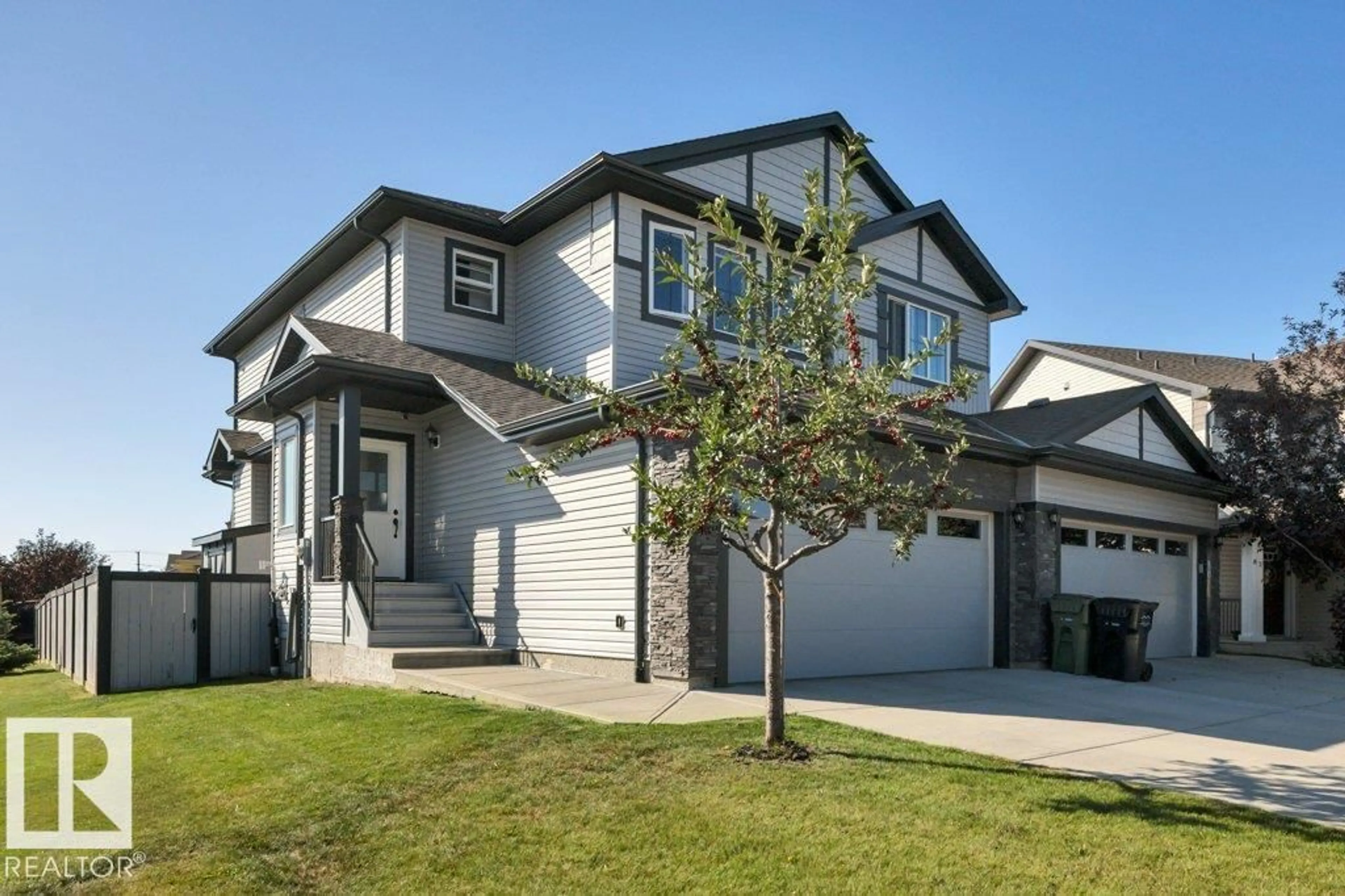 Home with vinyl exterior material, street for 78 SANDALWOOD PL, Leduc Alberta T9E1C4