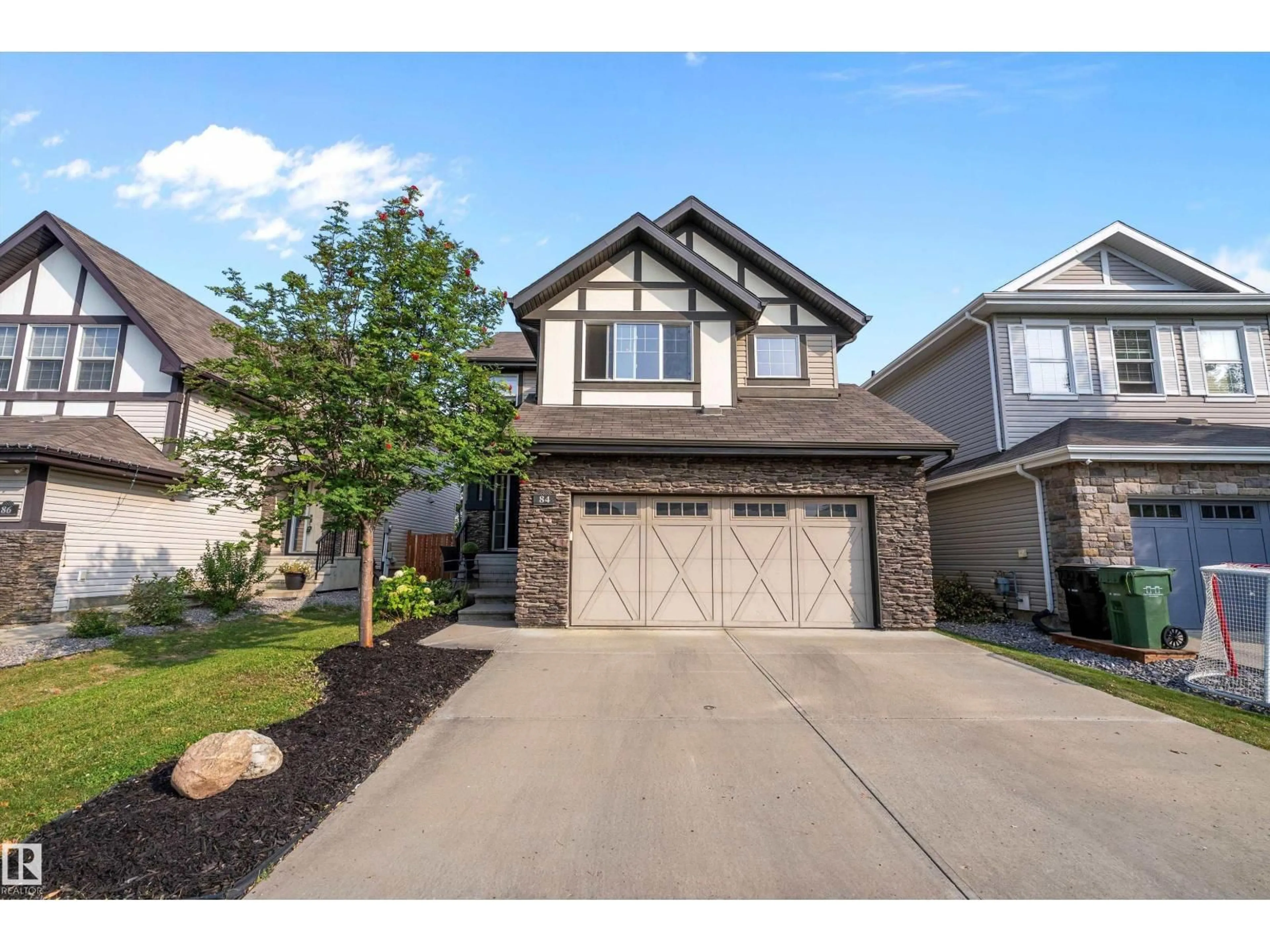 Home with vinyl exterior material, street for 84 SELKIRK PL, Leduc Alberta T9E0L5