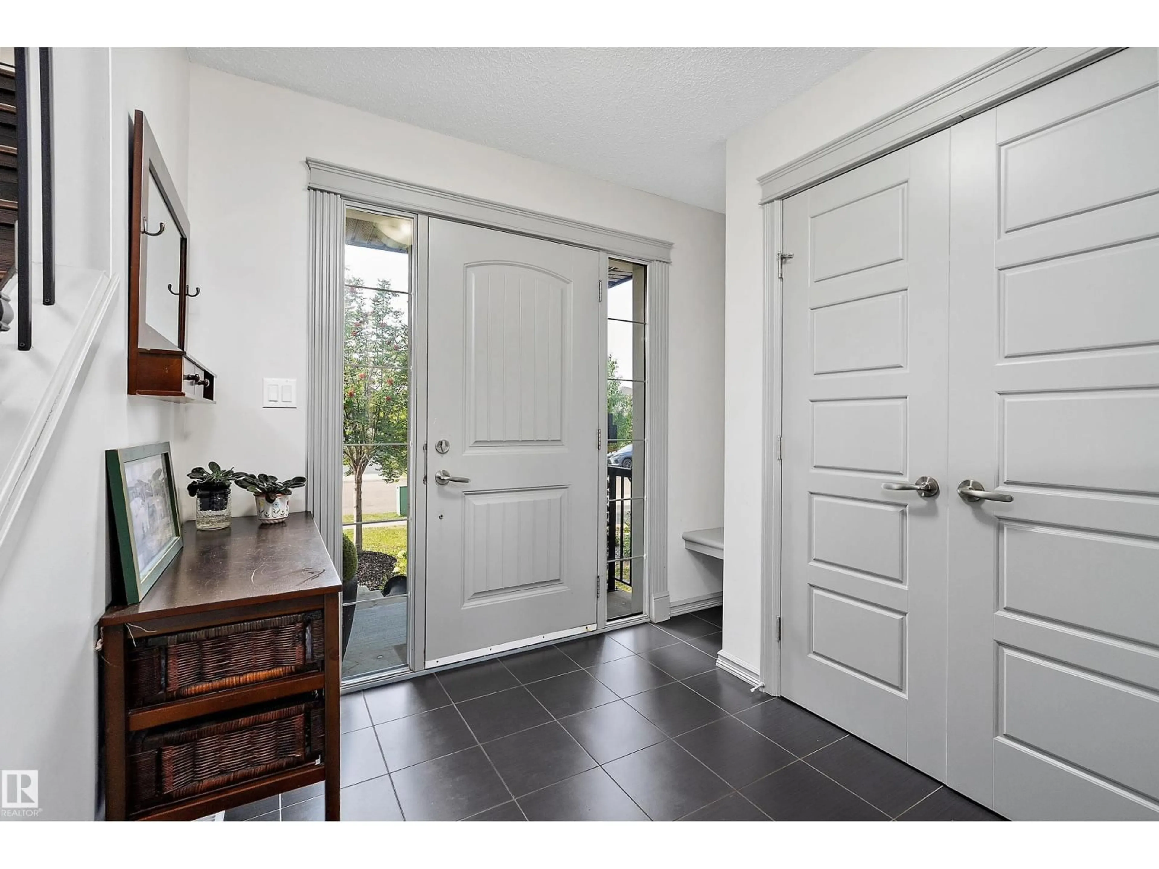 Indoor entryway for 84 SELKIRK PL, Leduc Alberta T9E0L5