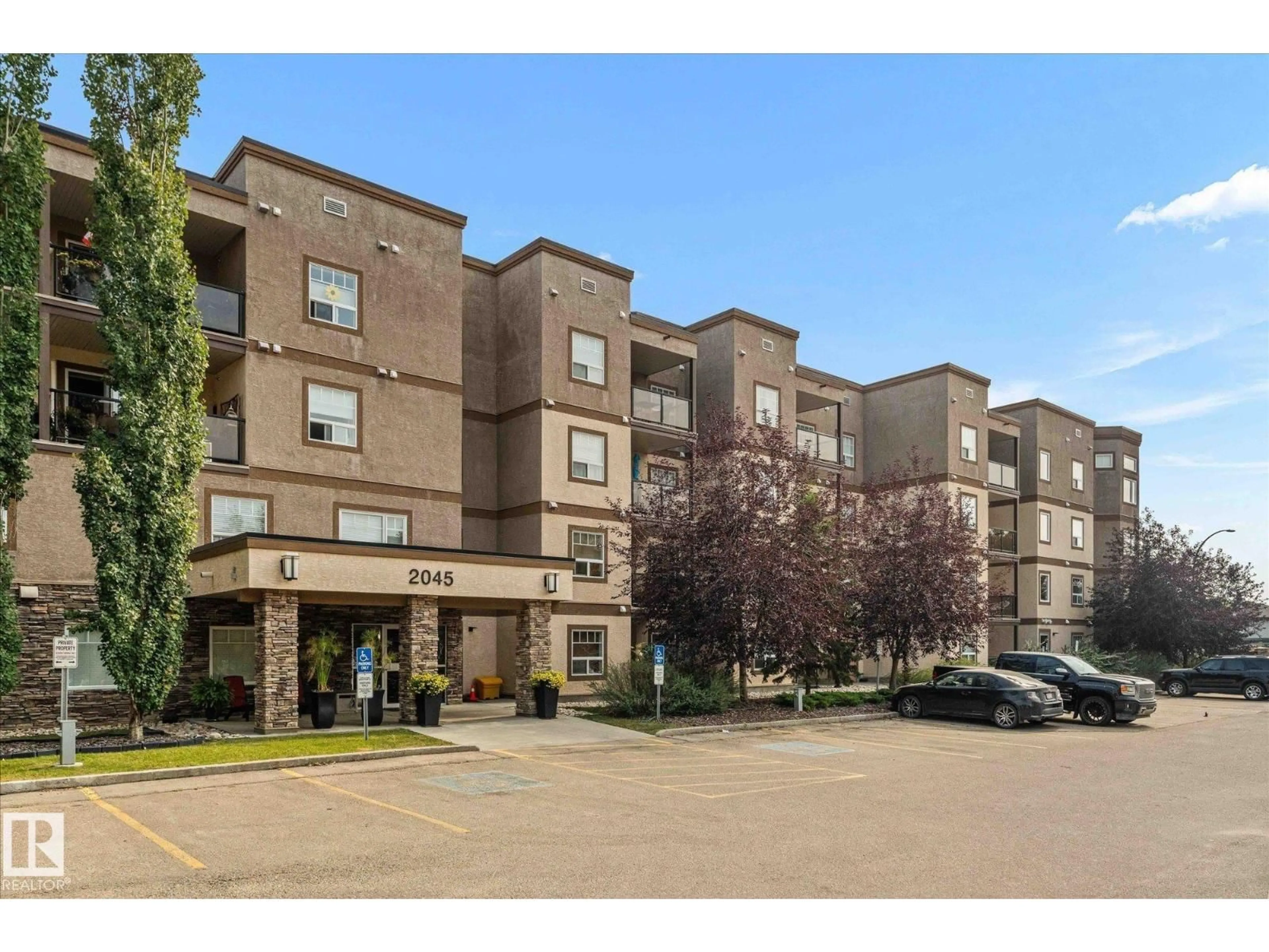Unknown for #320 - 2045 GRANTHAM CO, Edmonton Alberta T5T3X6