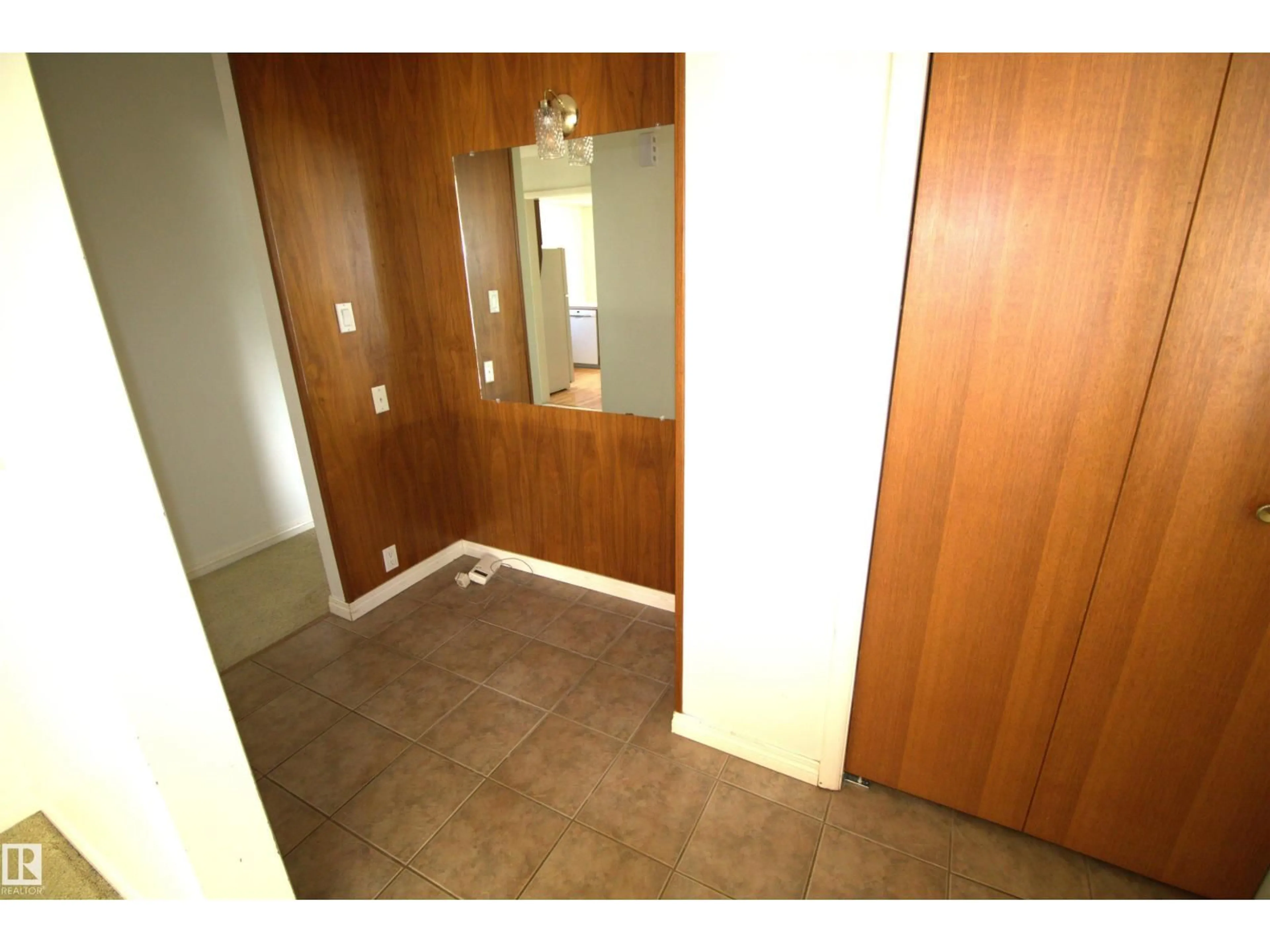 Unknown for NW - 12411 89 ST, Edmonton Alberta T5B3X1