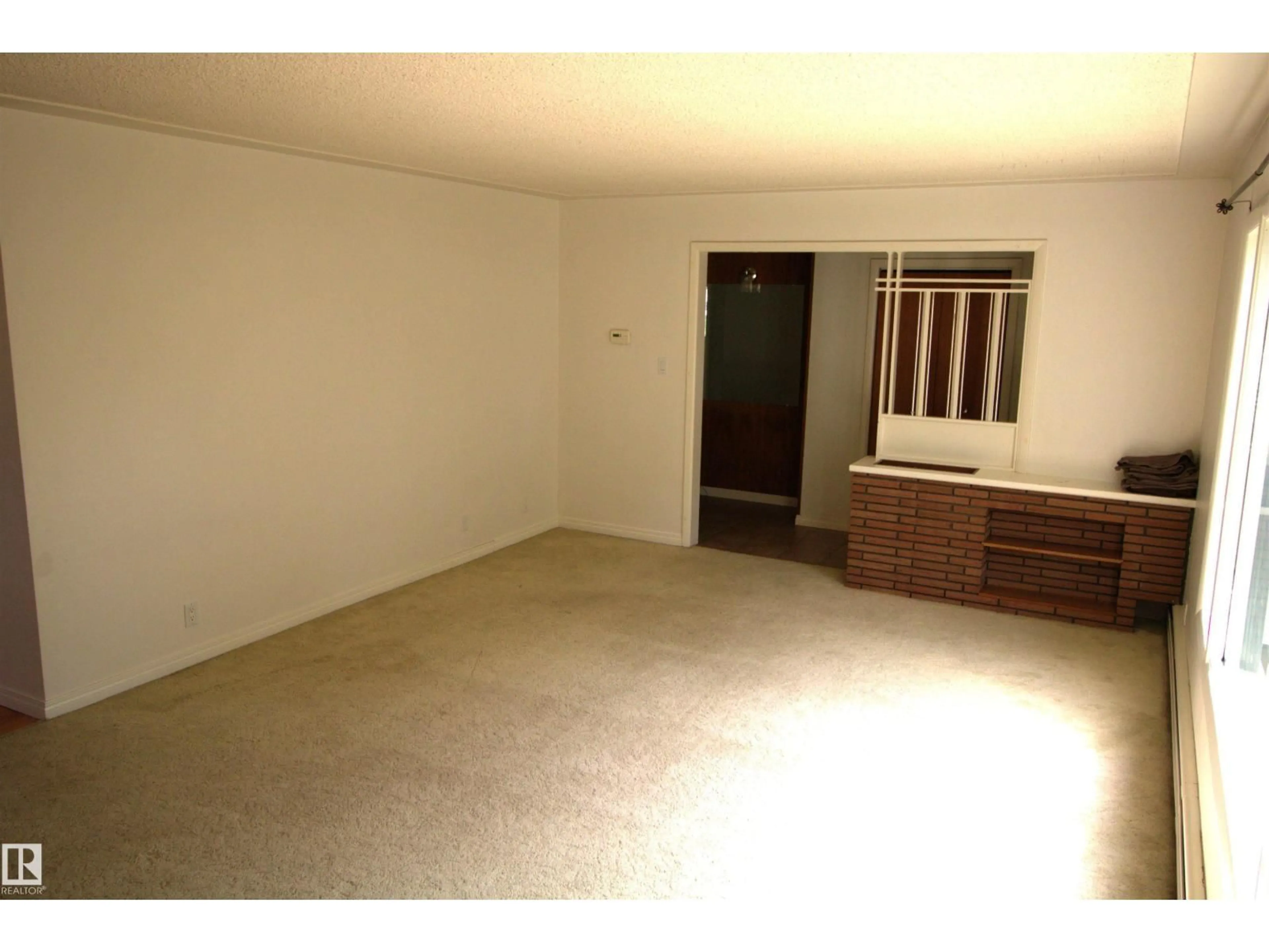 A pic of a room for NW - 12411 89 ST, Edmonton Alberta T5B3X1