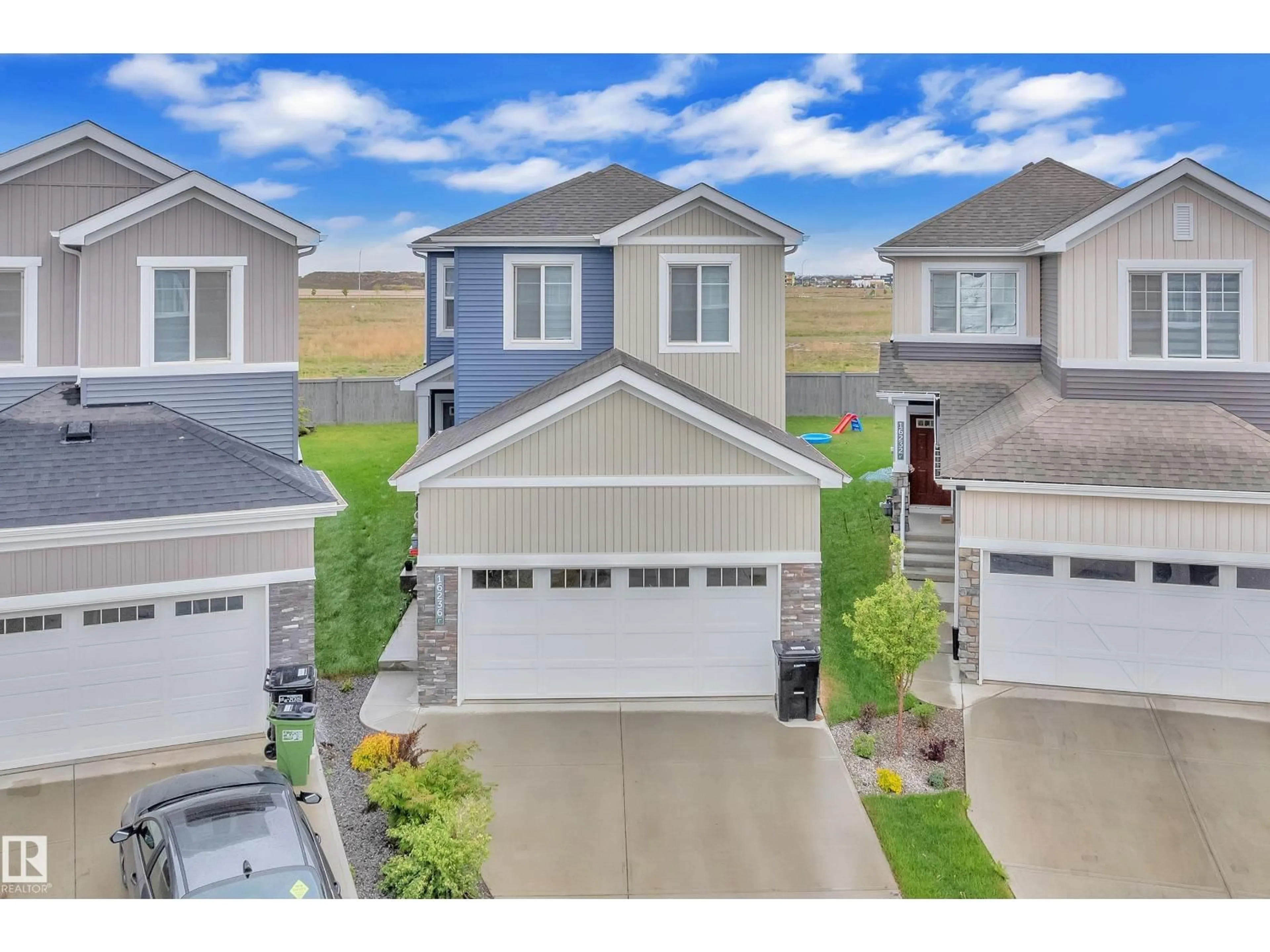 A pic from outside/outdoor area/front of a property/back of a property/a pic from drone, unknown for SW - 16236 31 AV, Edmonton Alberta T6W4X2