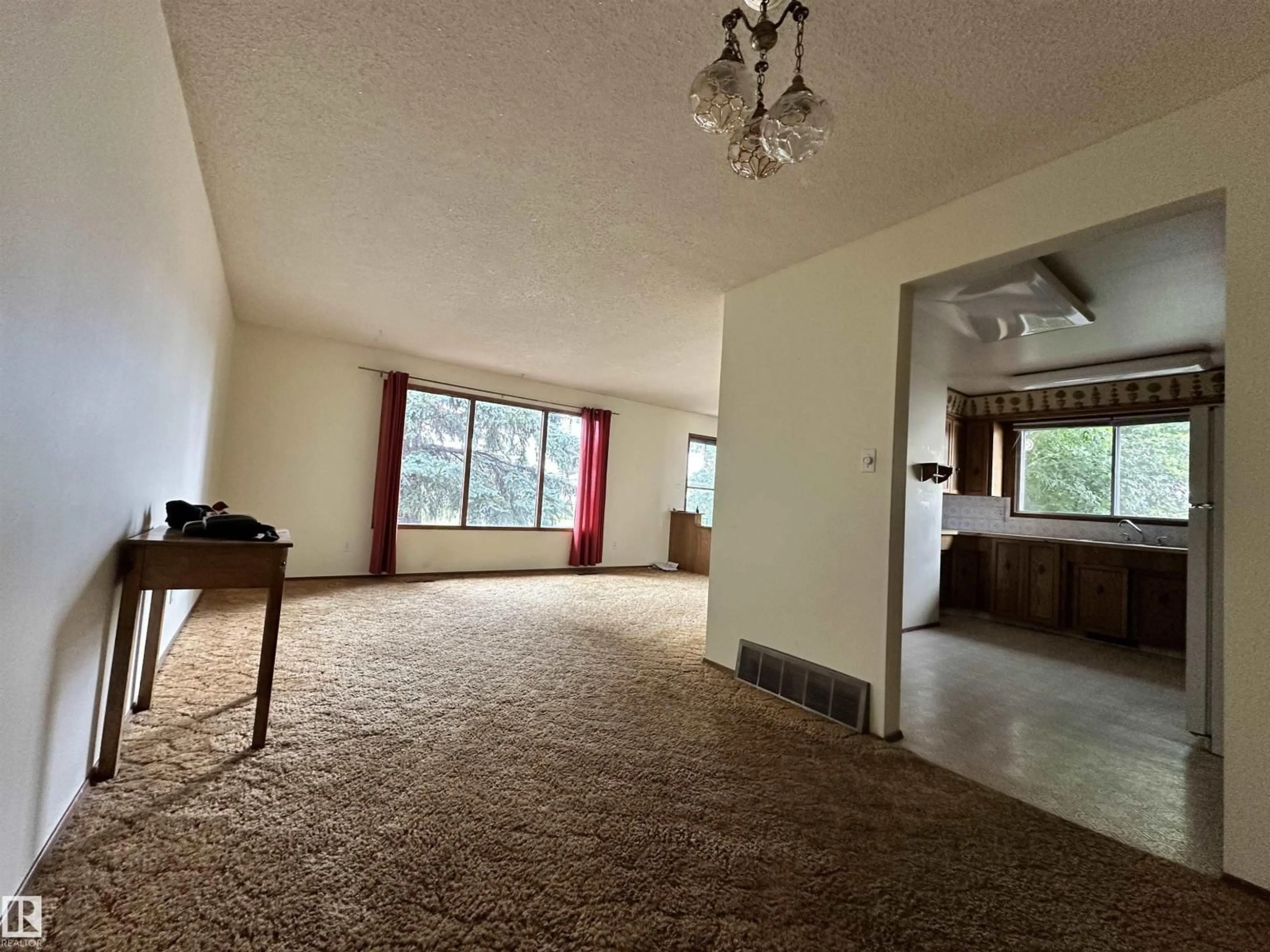 A pic of a room for 8515 86 AV, Edmonton Alberta T6C1J4