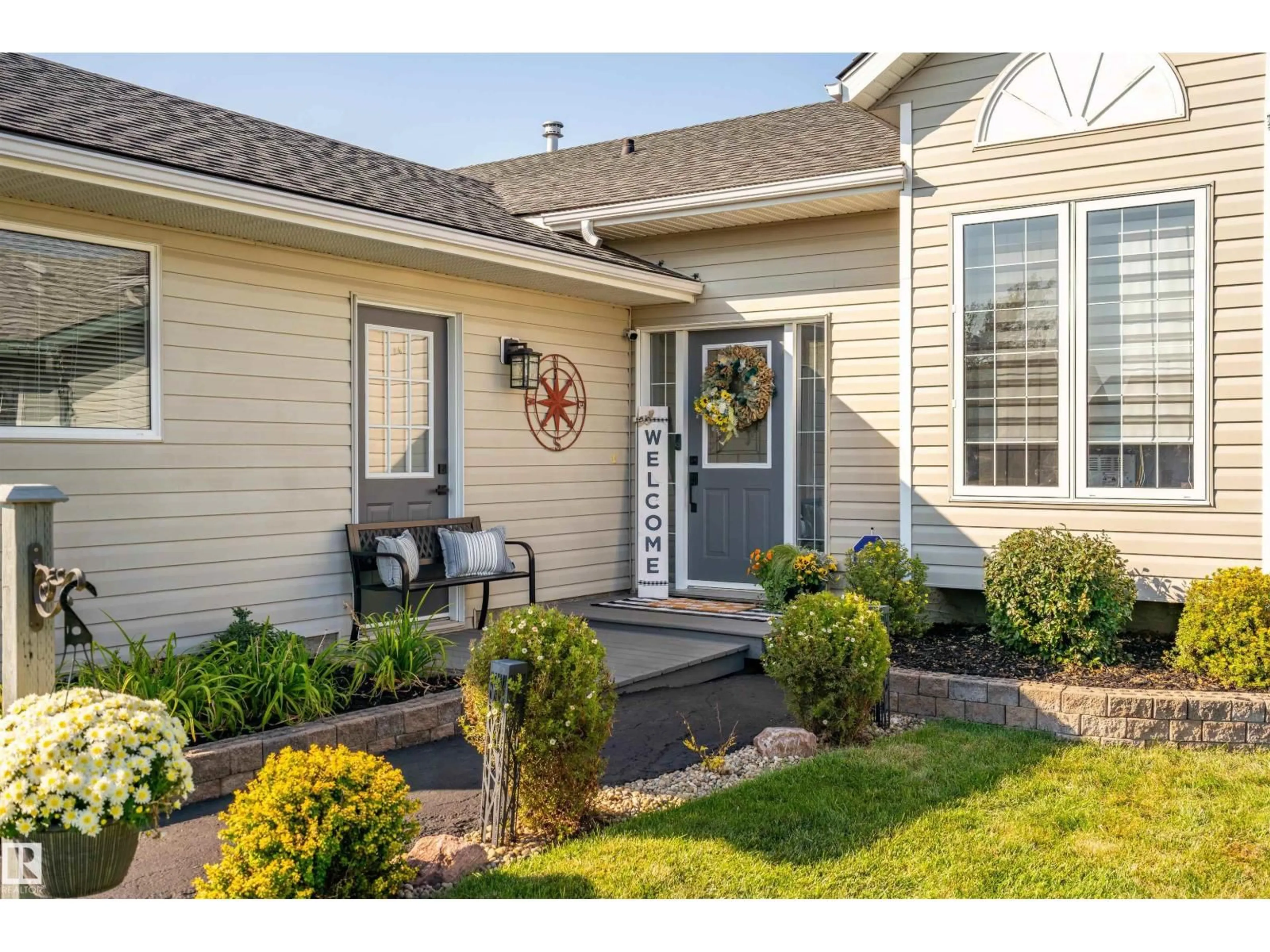 Home with vinyl exterior material, street for 6018 54 AV, Cold Lake Alberta T9M1V5