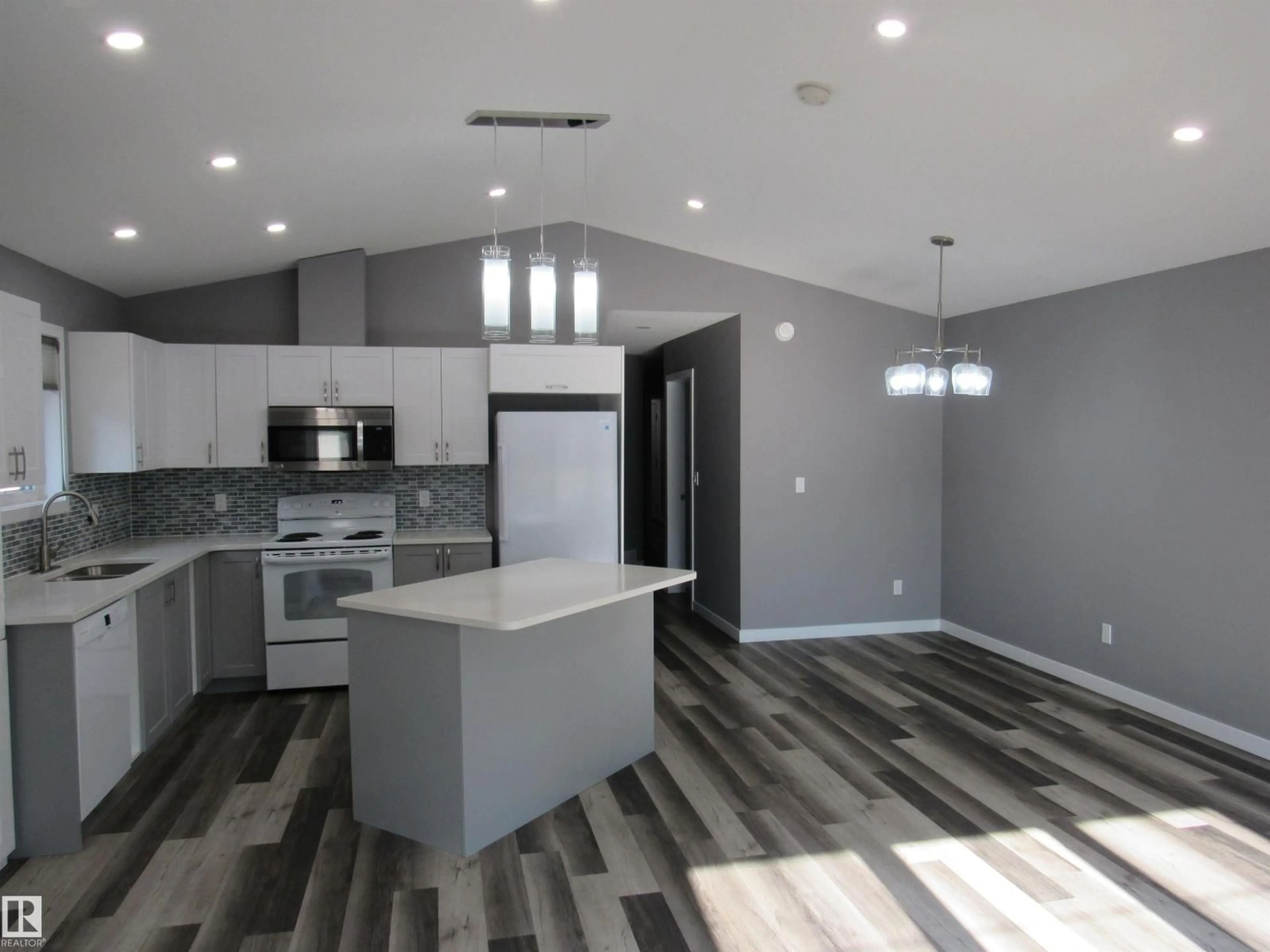 Open concept kitchen, unknown for 5112 54 STREET, Barrhead Alberta T7N1E7