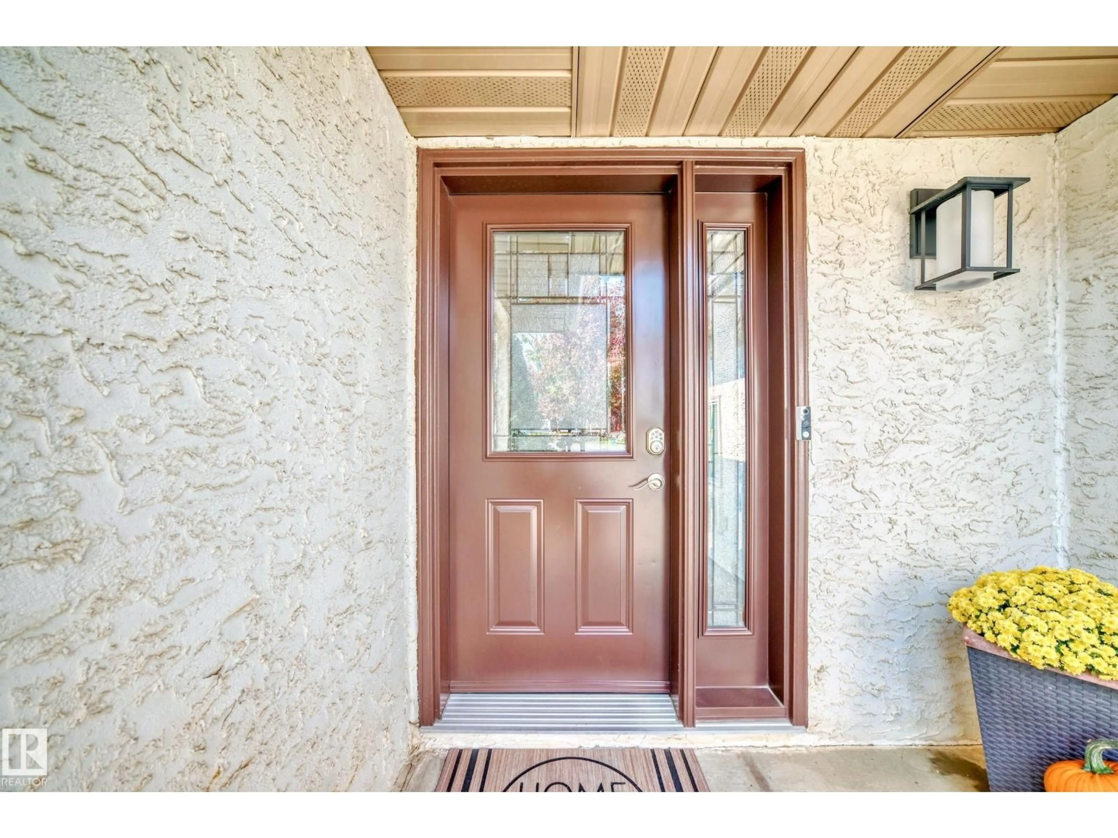 Indoor entryway for 9 EMPIRE, St. Albert Alberta T8N5X5