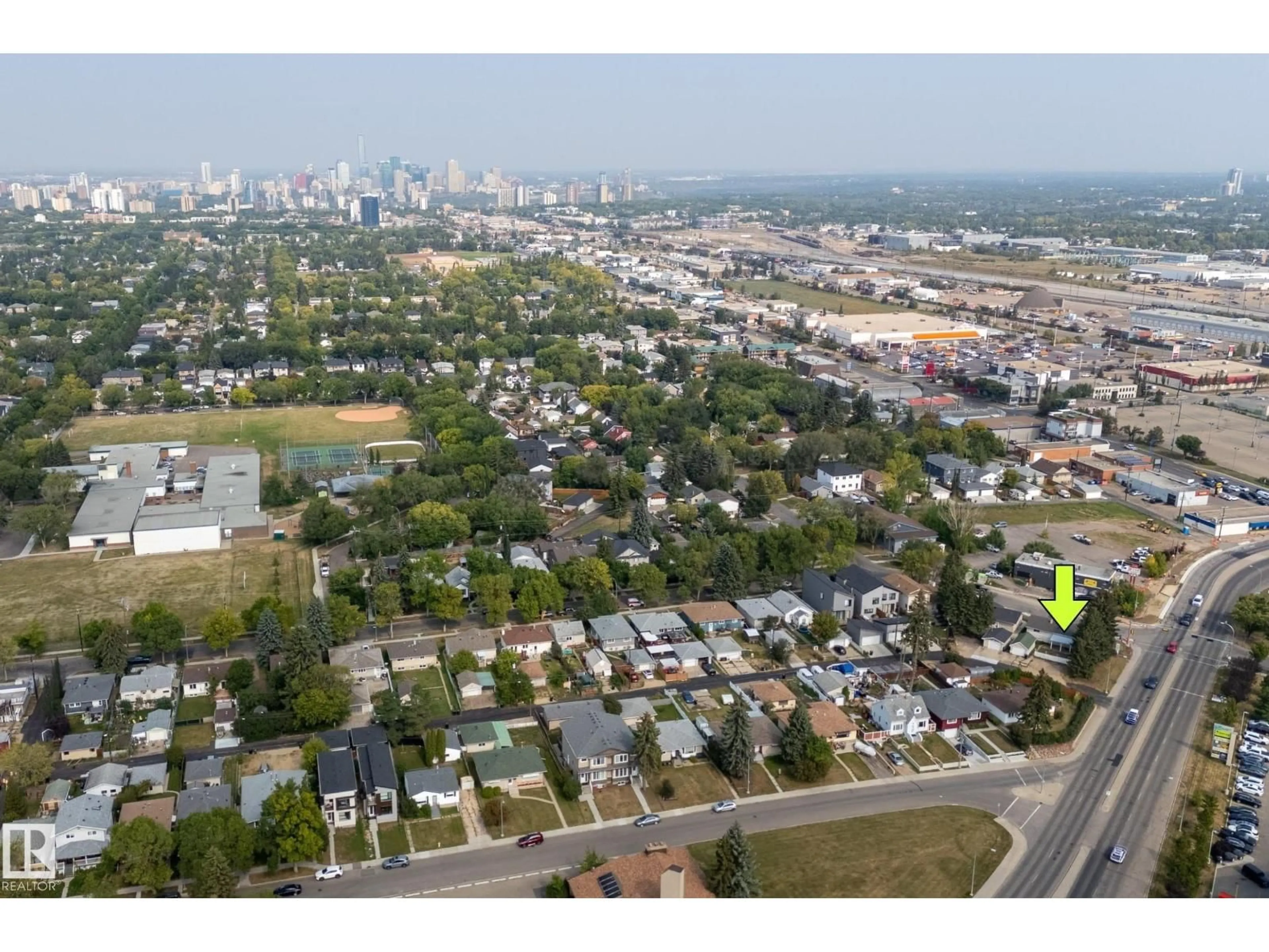 A pic from outside/outdoor area/front of a property/back of a property/a pic from drone, city buildings view from balcony for 6204 105 ST, Edmonton Alberta T6H2N5