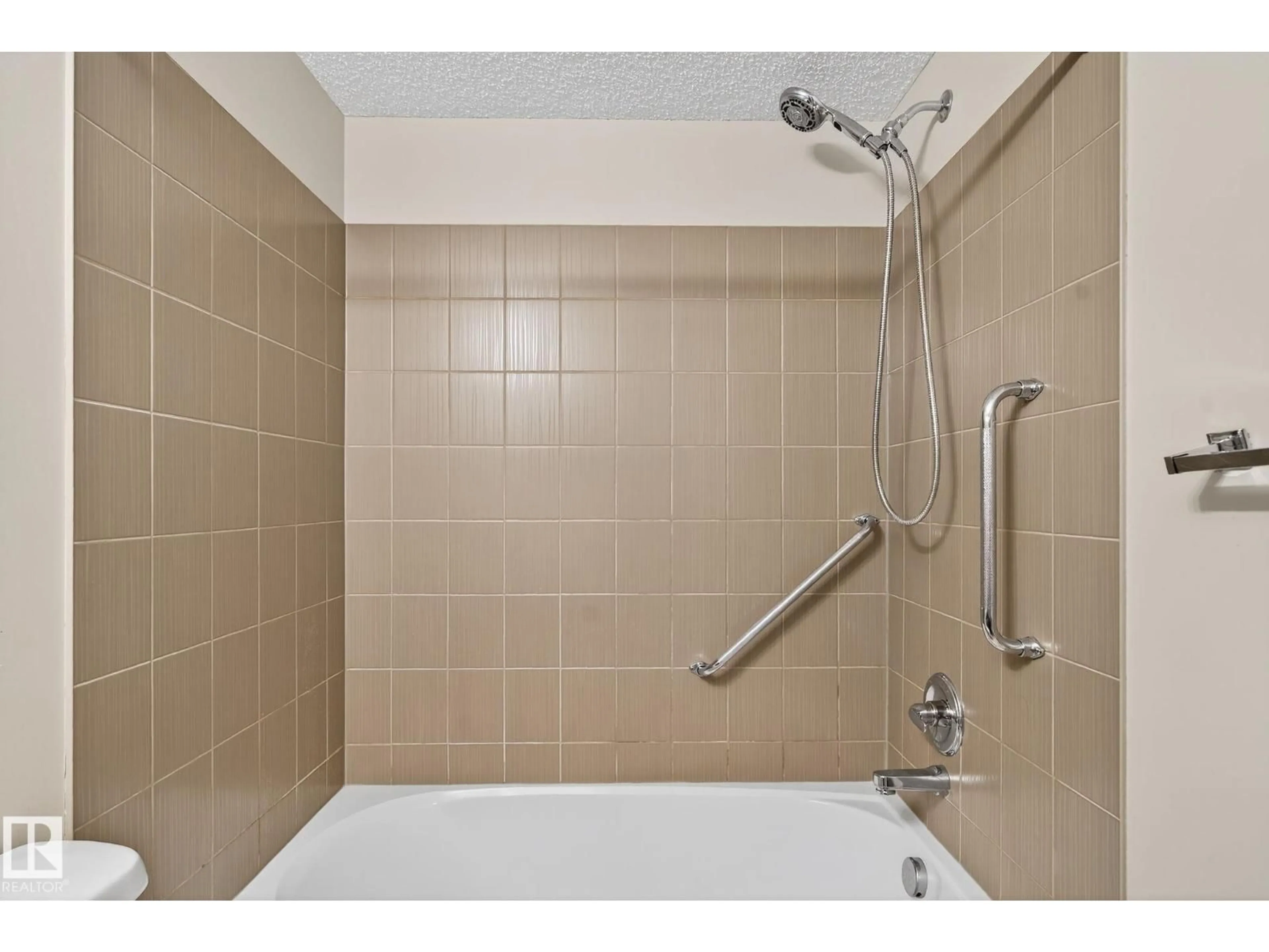 Standard bathroom, ceramic/tile floor for #414 - 12035 22 AV, Edmonton Alberta T6W2X9
