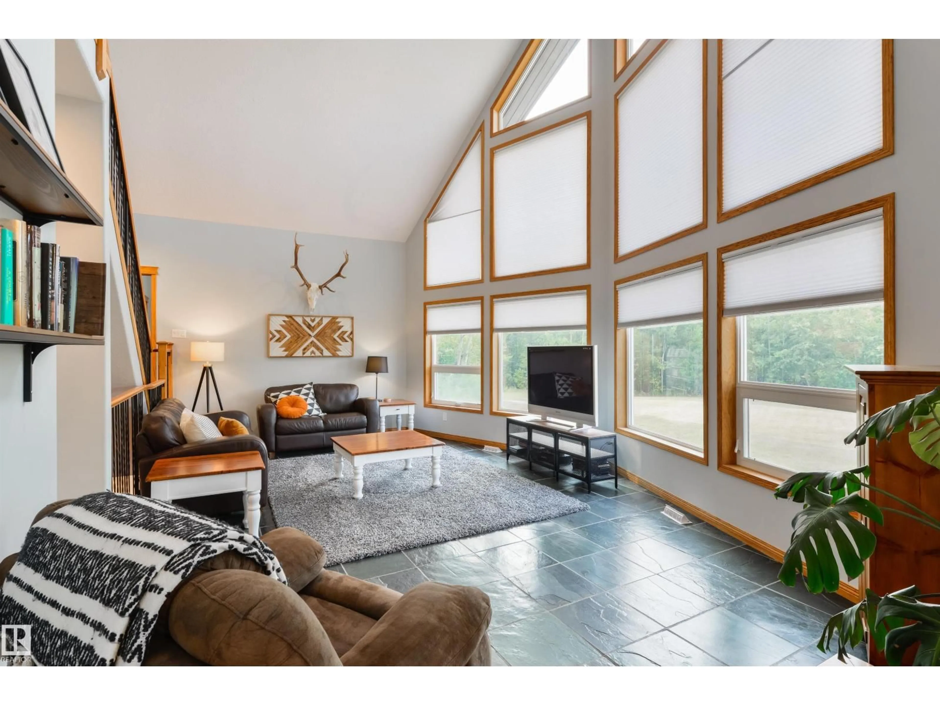 Living room with furniture, unknown for 53215 RGE ROAD 13, Rural Parkland County Alberta T7Y0C1