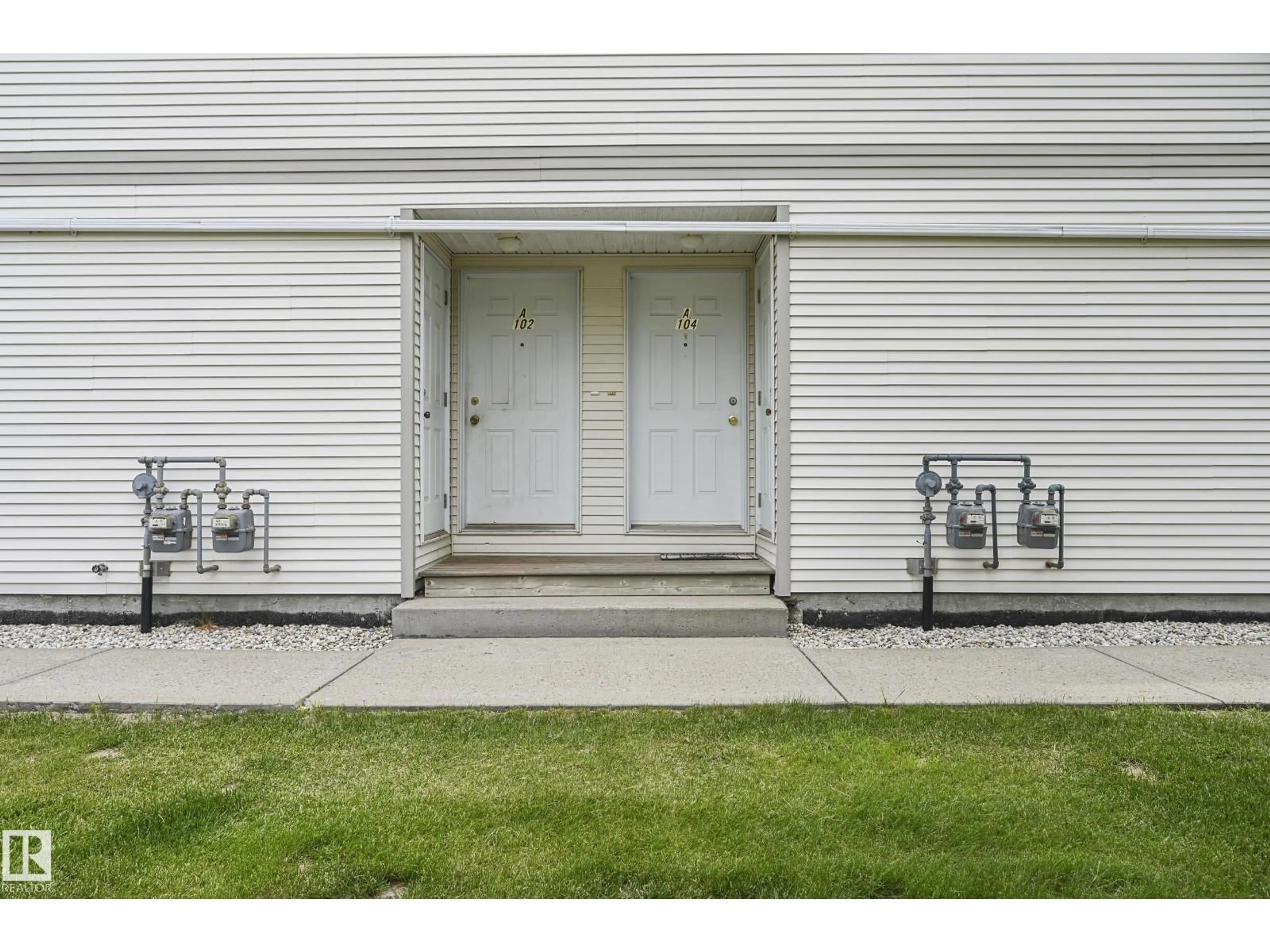 Unknown for 104A - 110 WESTPARK DR, Fort Saskatchewan Alberta T8L4M2