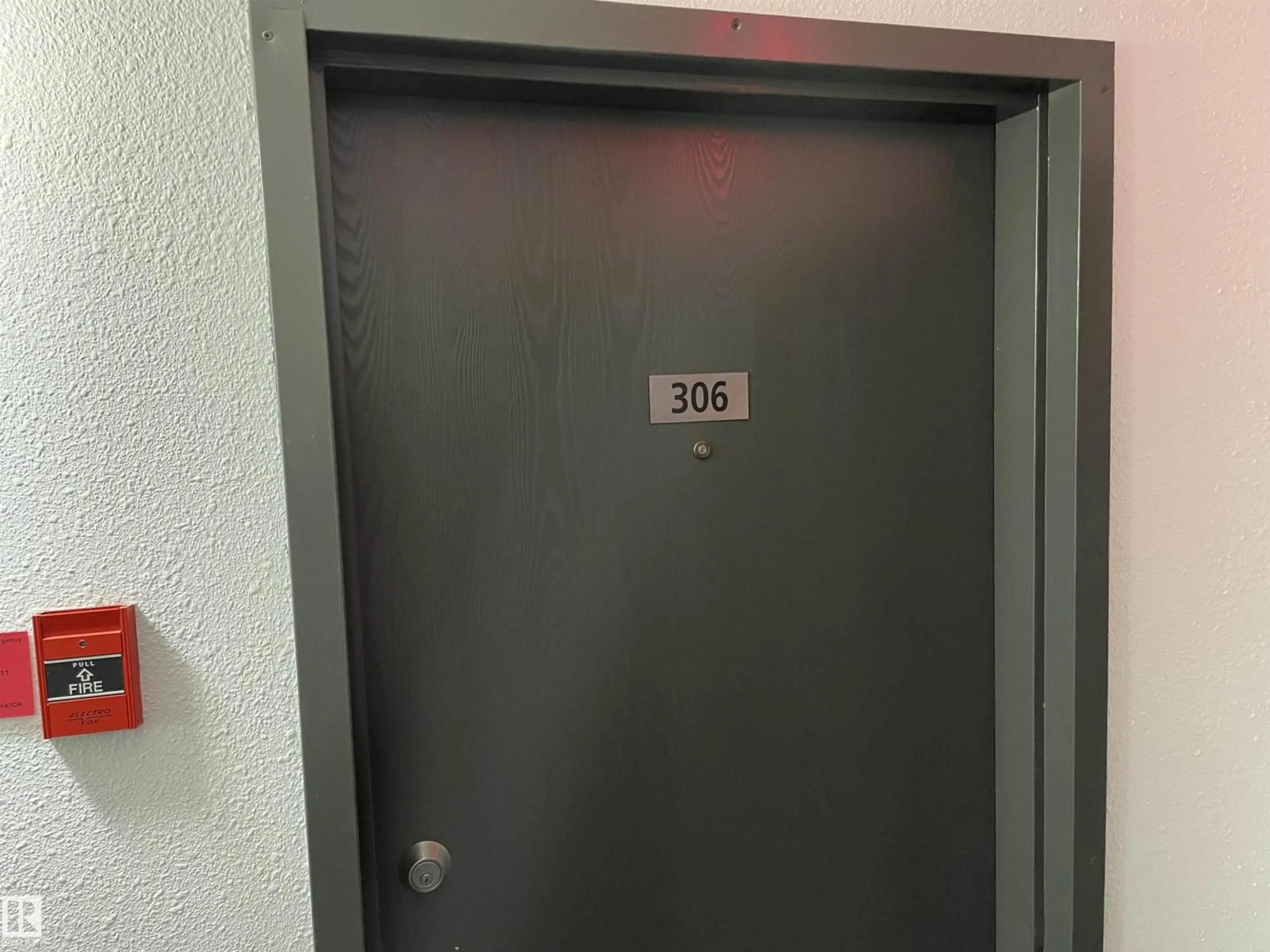 A pic of a room for #306 - 9854 88 AV, Edmonton Alberta T6E2R3