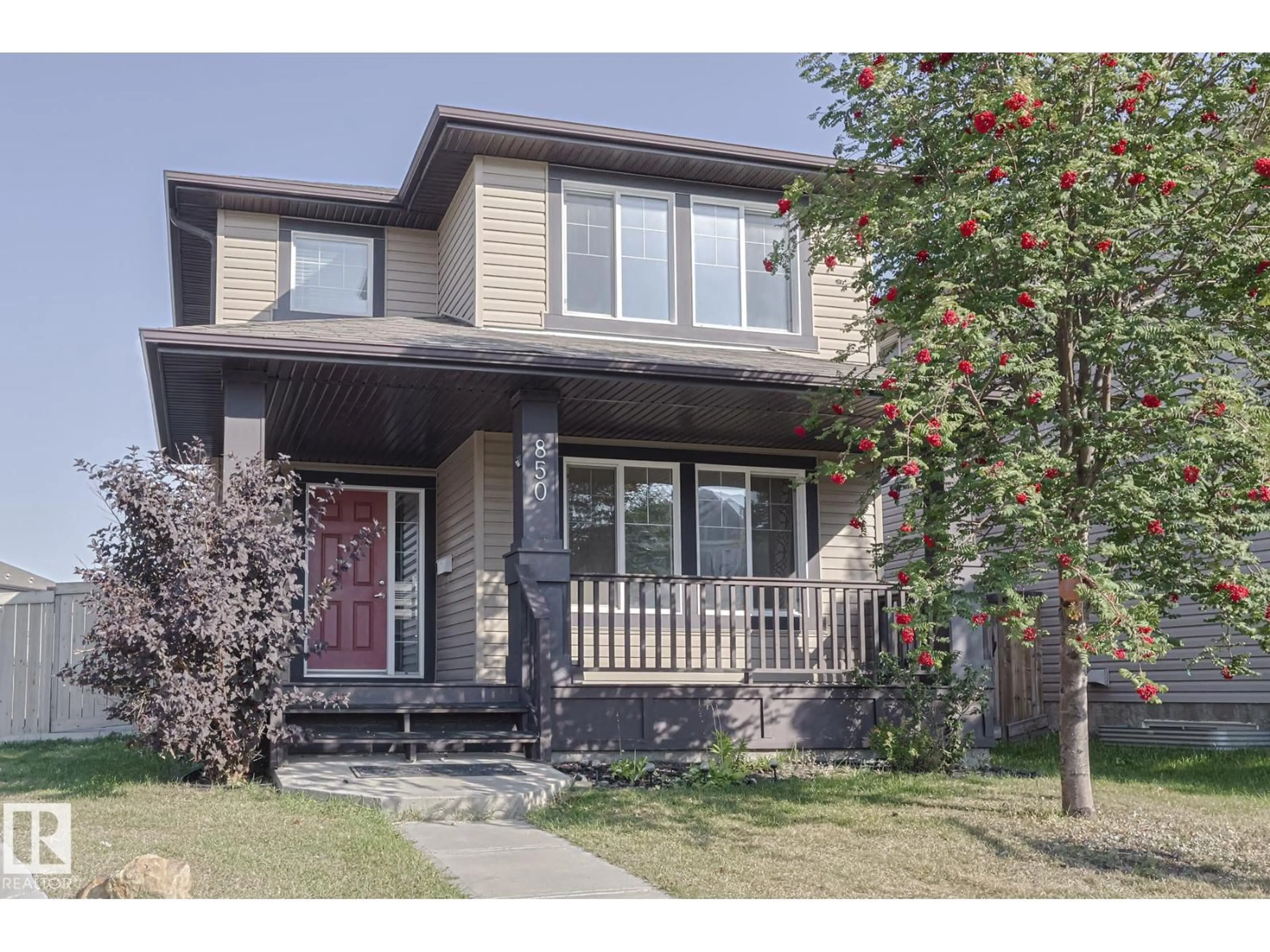 Home with vinyl exterior material, street for 850 36A AV, Edmonton Alberta T6T0S5