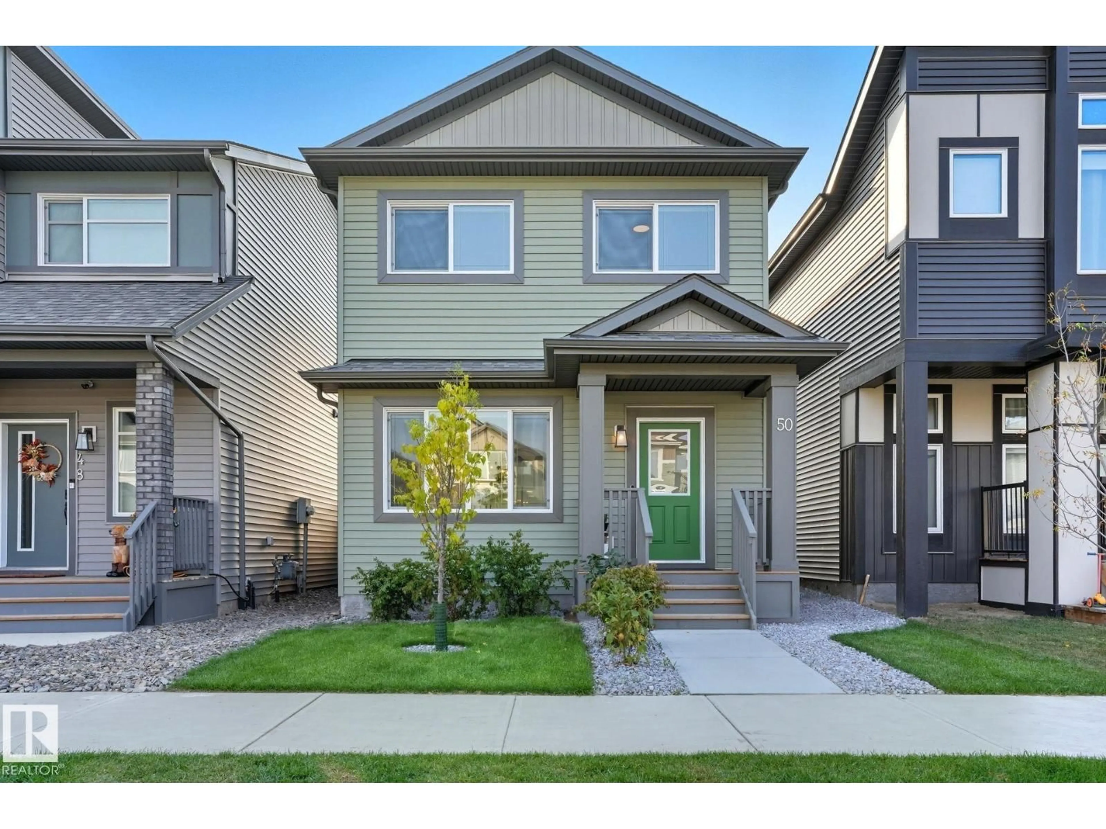 Home with vinyl exterior material, street for 50 NETTLE CR, St. Albert Alberta T8N7Z8