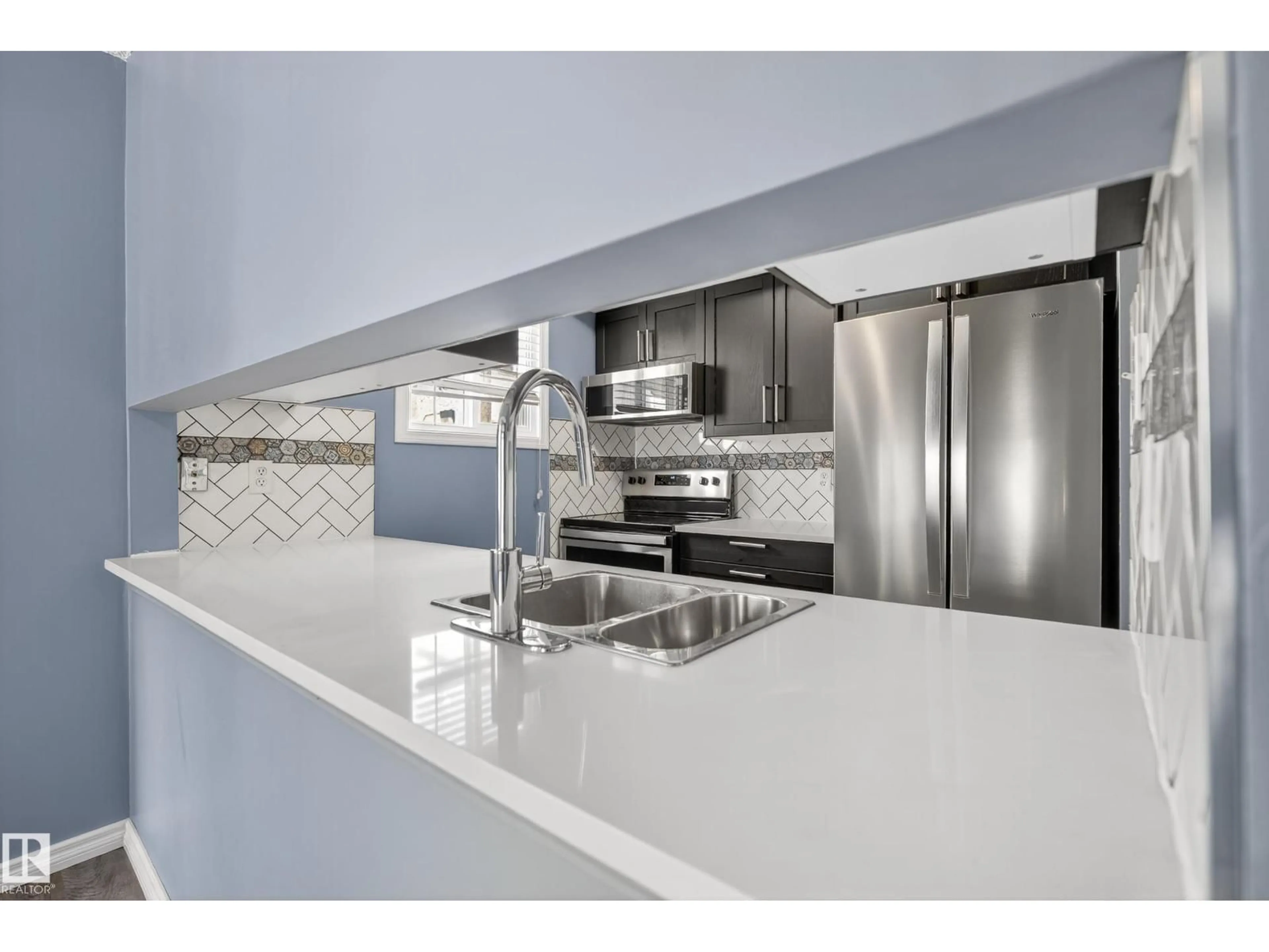 Open concept kitchen, ceramic/tile floor for 225 LANCASTER TC, Edmonton Alberta T5X5T4