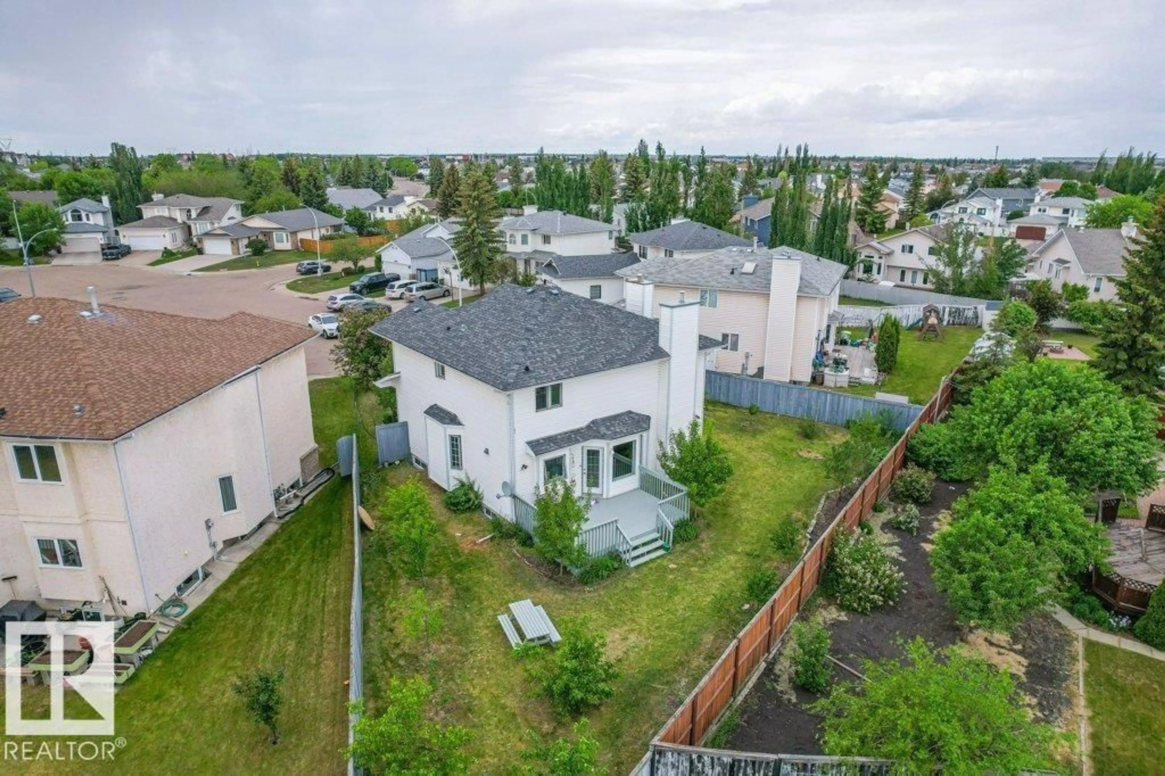 A pic from outside/outdoor area/front of a property/back of a property/a pic from drone, city buildings view from balcony for NW - 15419 132 ST, Edmonton Alberta T6V1B9