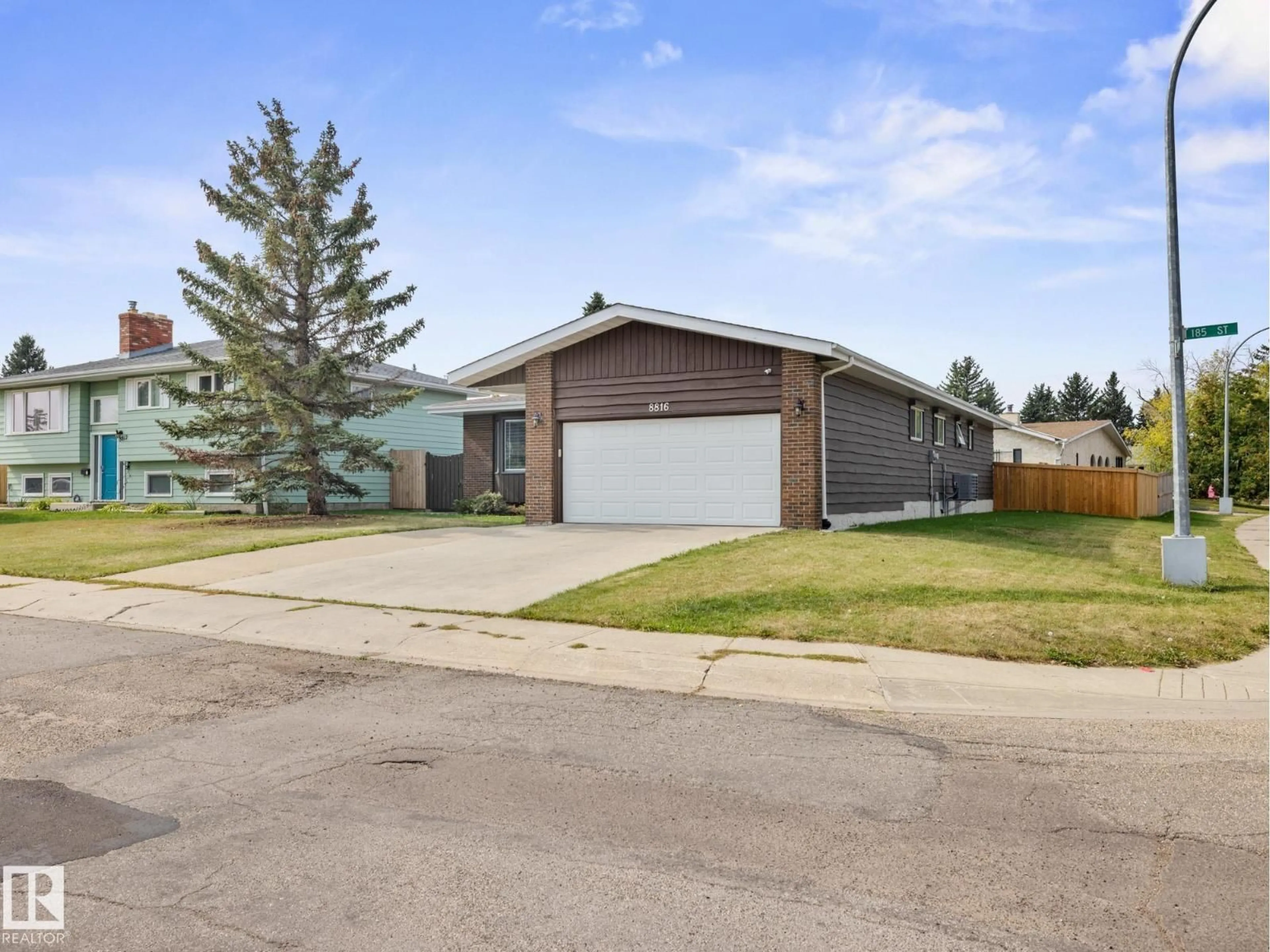 Unknown for NW - 8816 185 ST, Edmonton Alberta T5T1W5