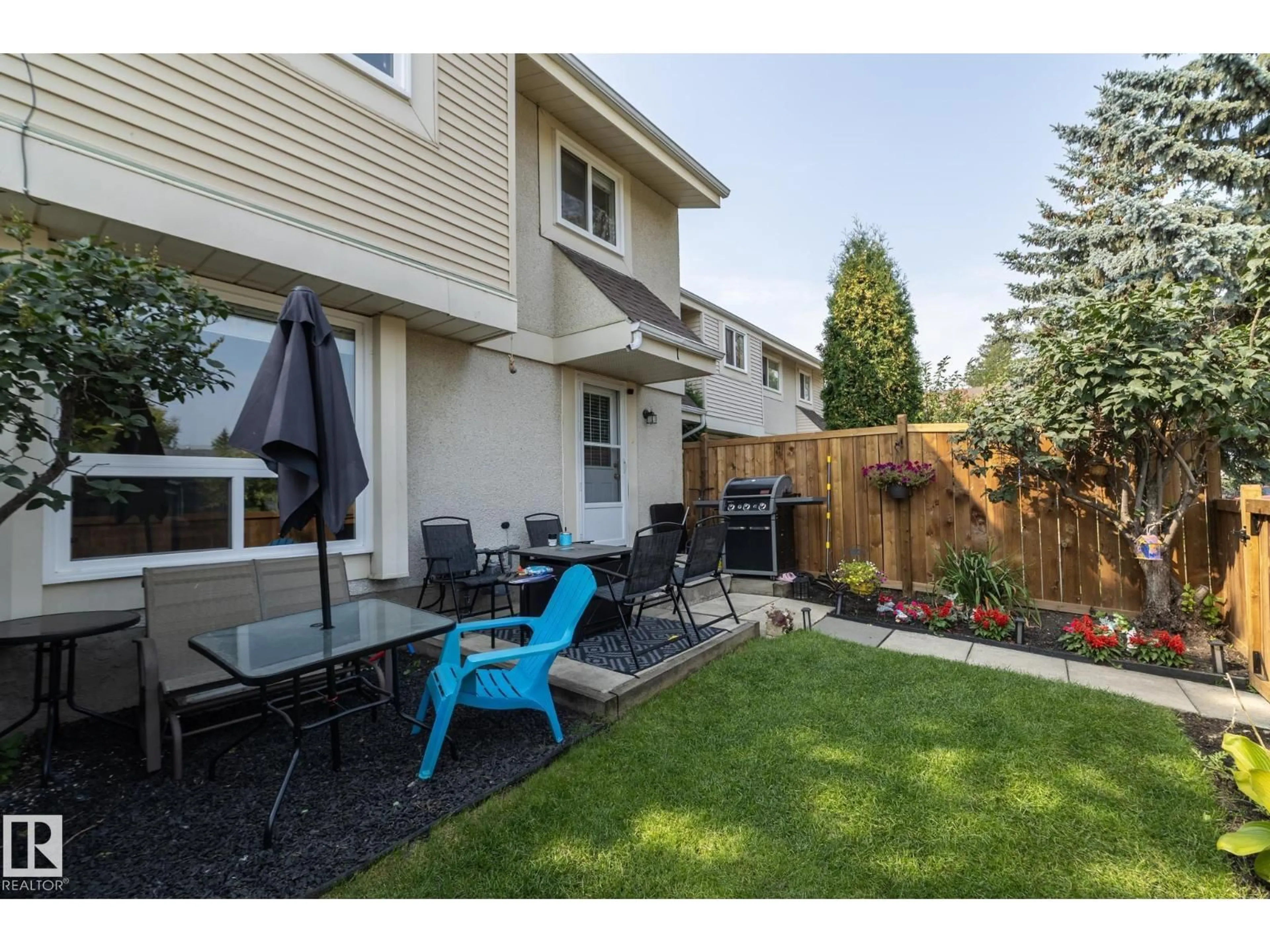 Patio, street for 1 ATHABASCA AC, Devon Alberta T9G1L8