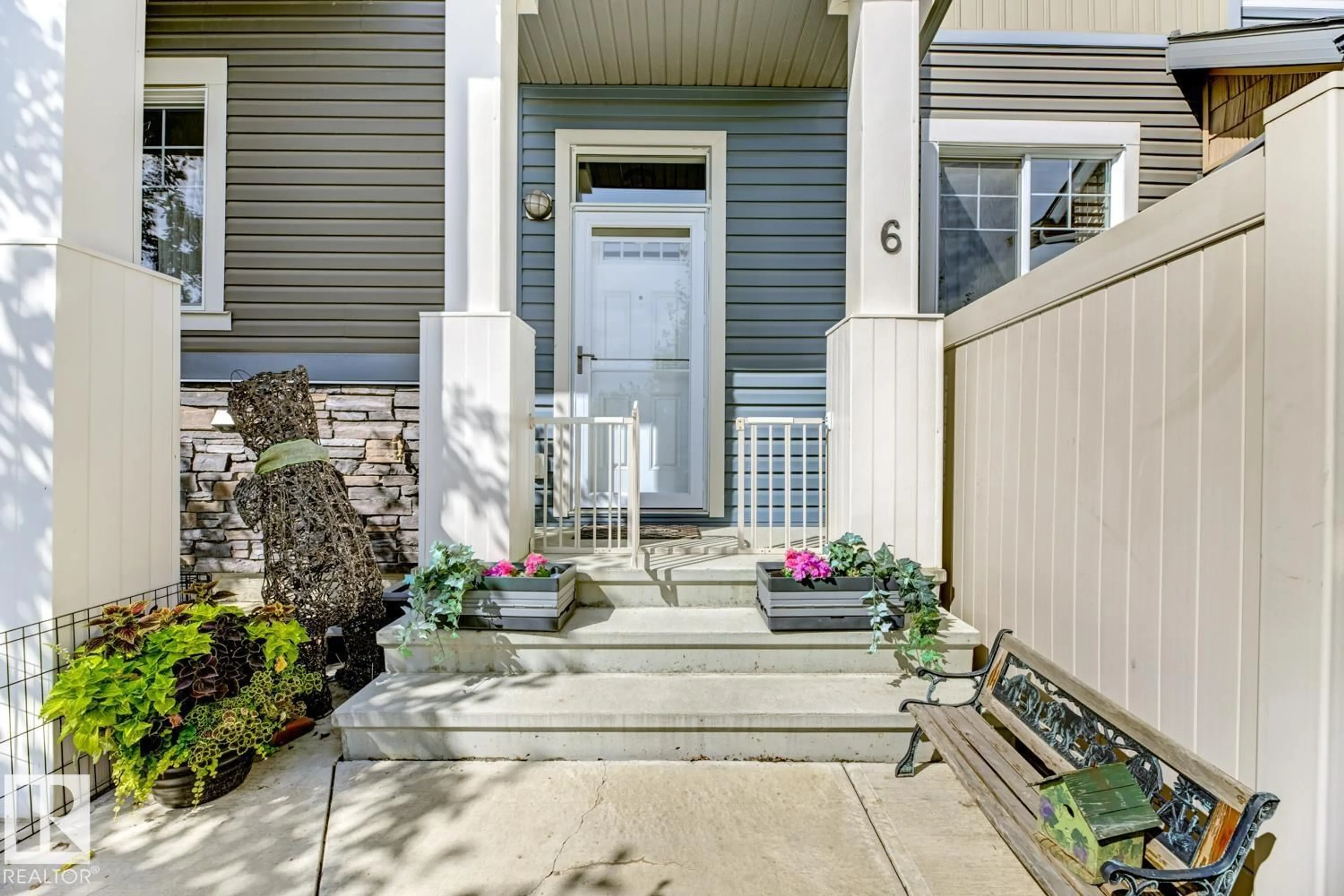 Indoor entryway for #6 - 1030 CHAPPELLE BV, Edmonton Alberta T6W2K7