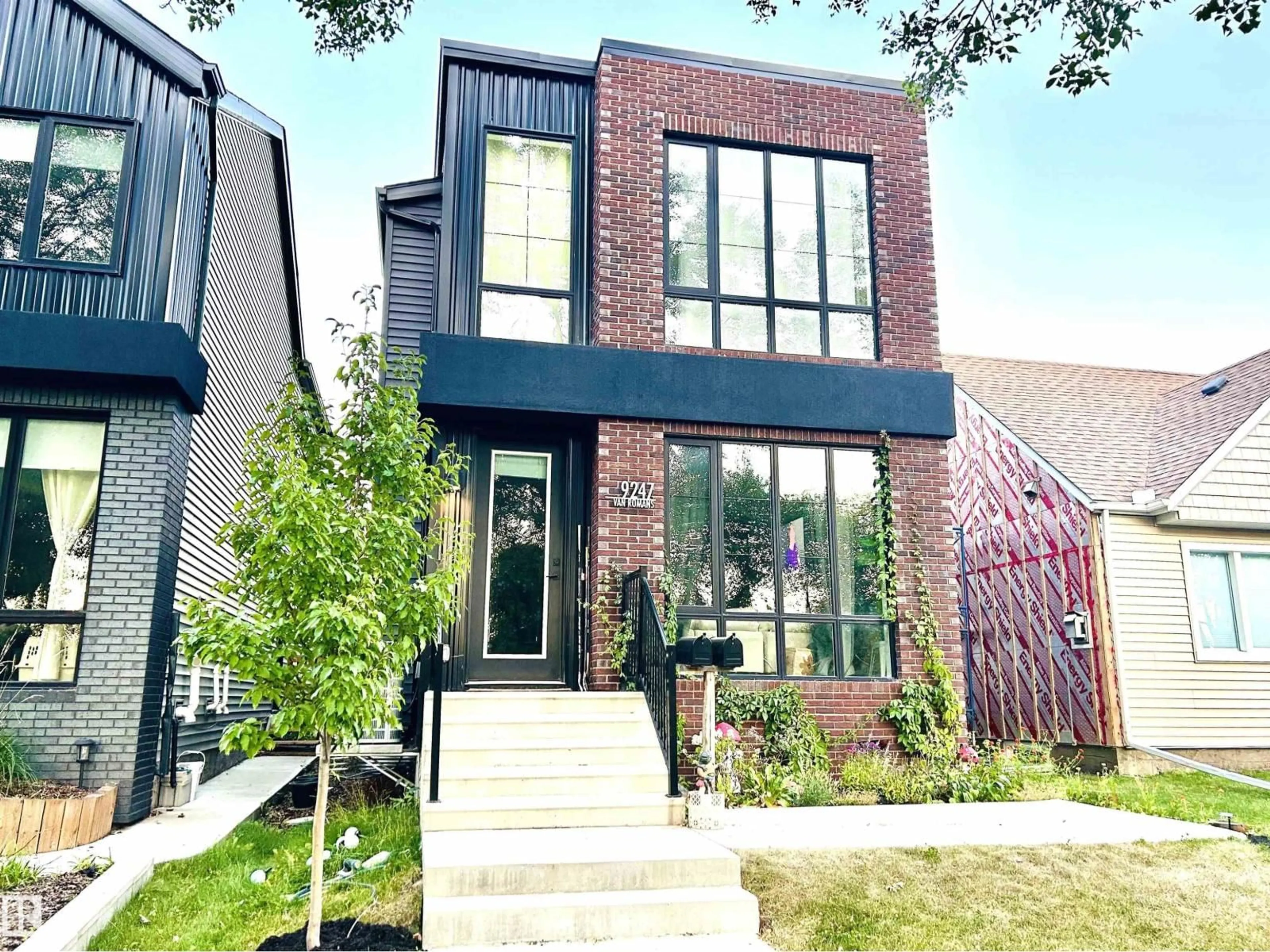 Home with brick exterior material, street for 9247 77 ST, Edmonton Alberta T6C2M2