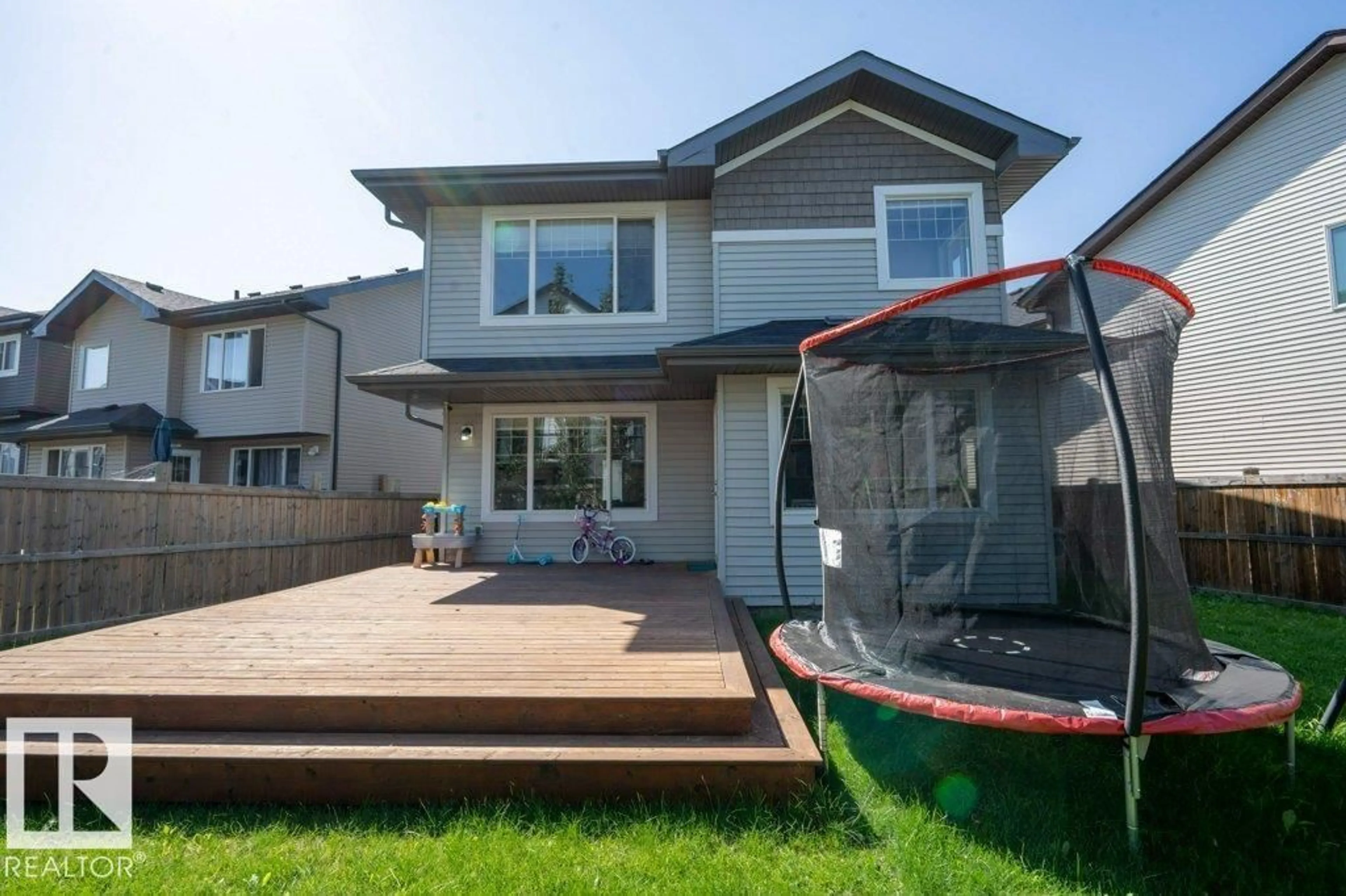 Home with vinyl exterior material, unknown for SW - 1007 158 ST, Edmonton Alberta T6W2S4
