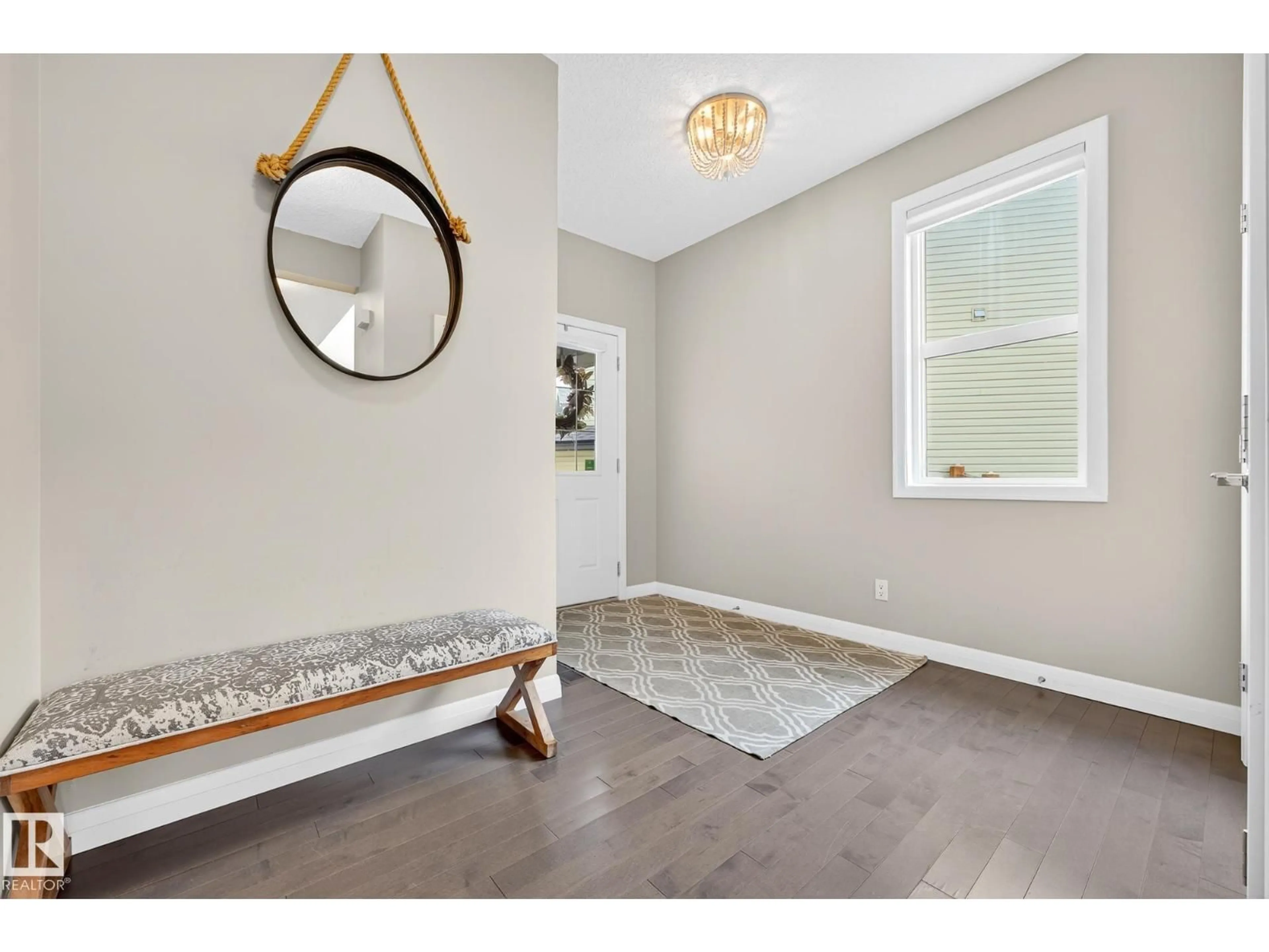 Indoor entryway for 17506 61A ST, Edmonton Alberta T5Y3P2