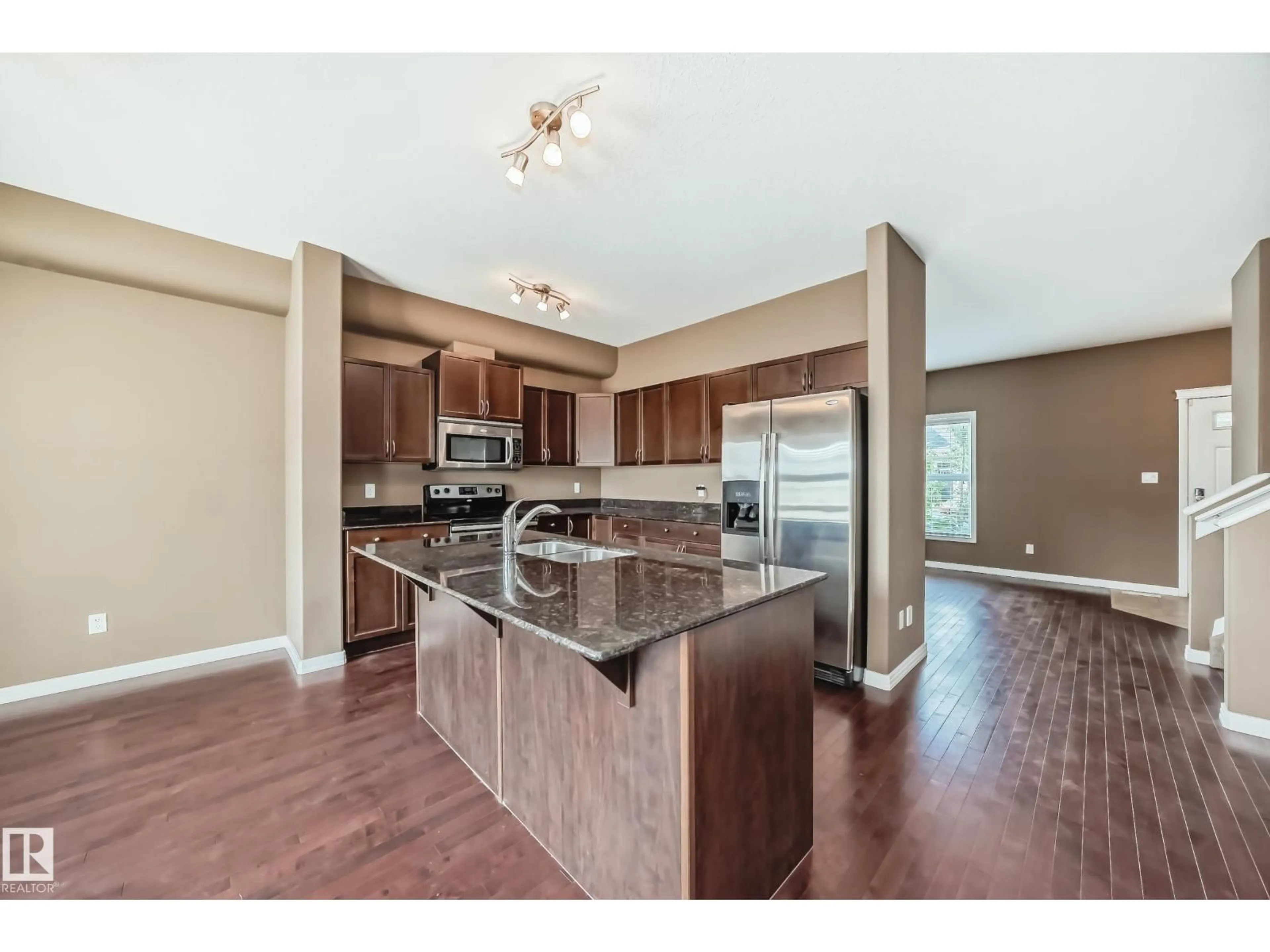 Open concept kitchen, unknown for #8 - 4367 VETERANS WY, Edmonton Alberta T5E6N4