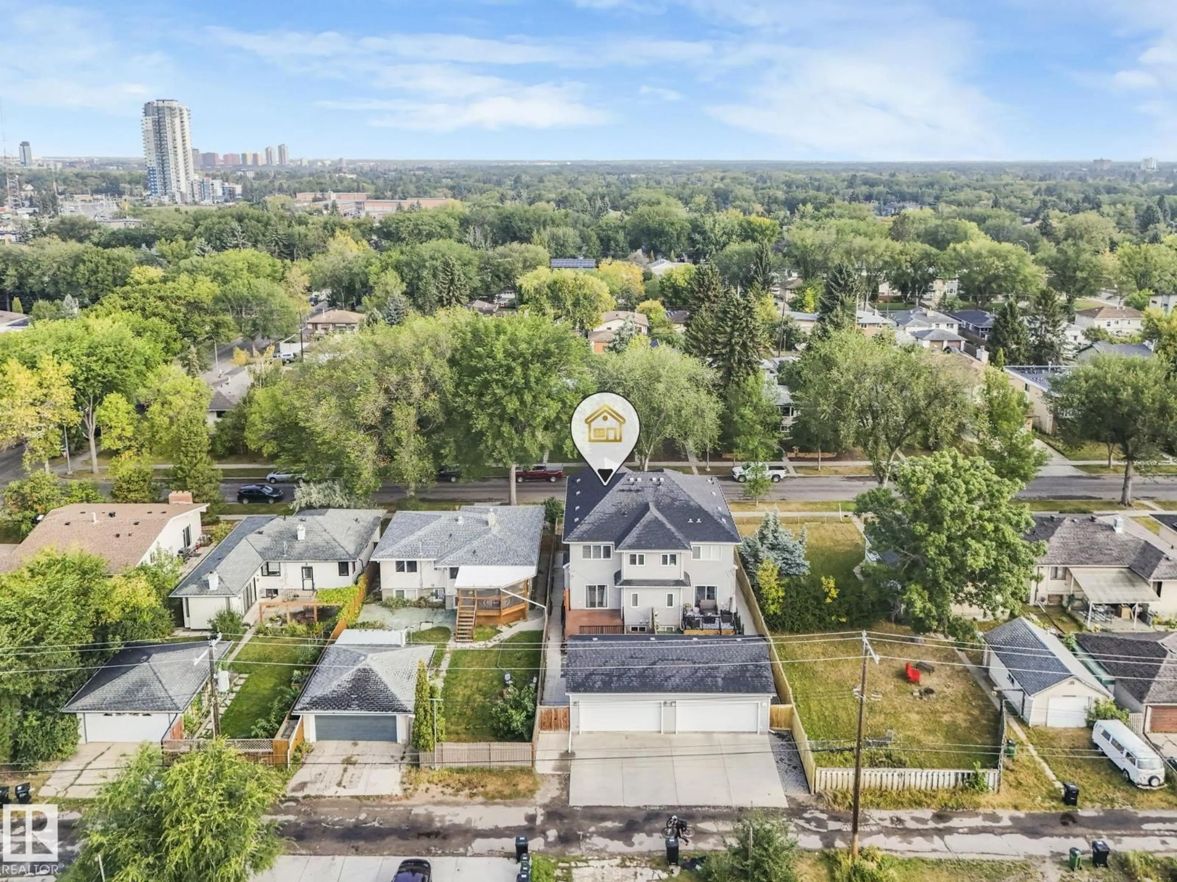 A pic from outside/outdoor area/front of a property/back of a property/a pic from drone, city buildings view from balcony for 7941 83 AV, Edmonton Alberta T6C1A5