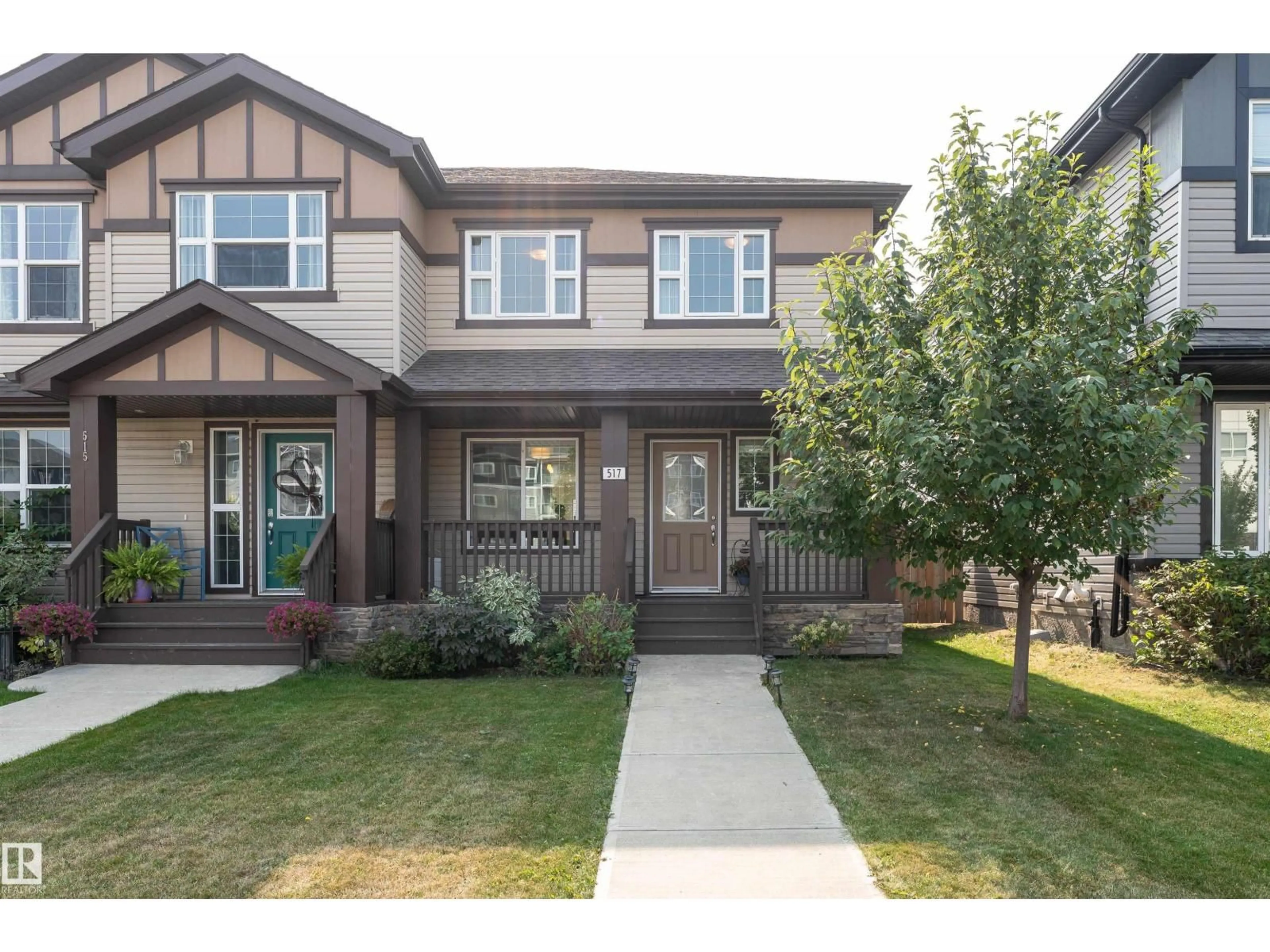 Home with vinyl exterior material, street for 517 CRYSTALLINA NERA DR, Edmonton Alberta T5Z0P6
