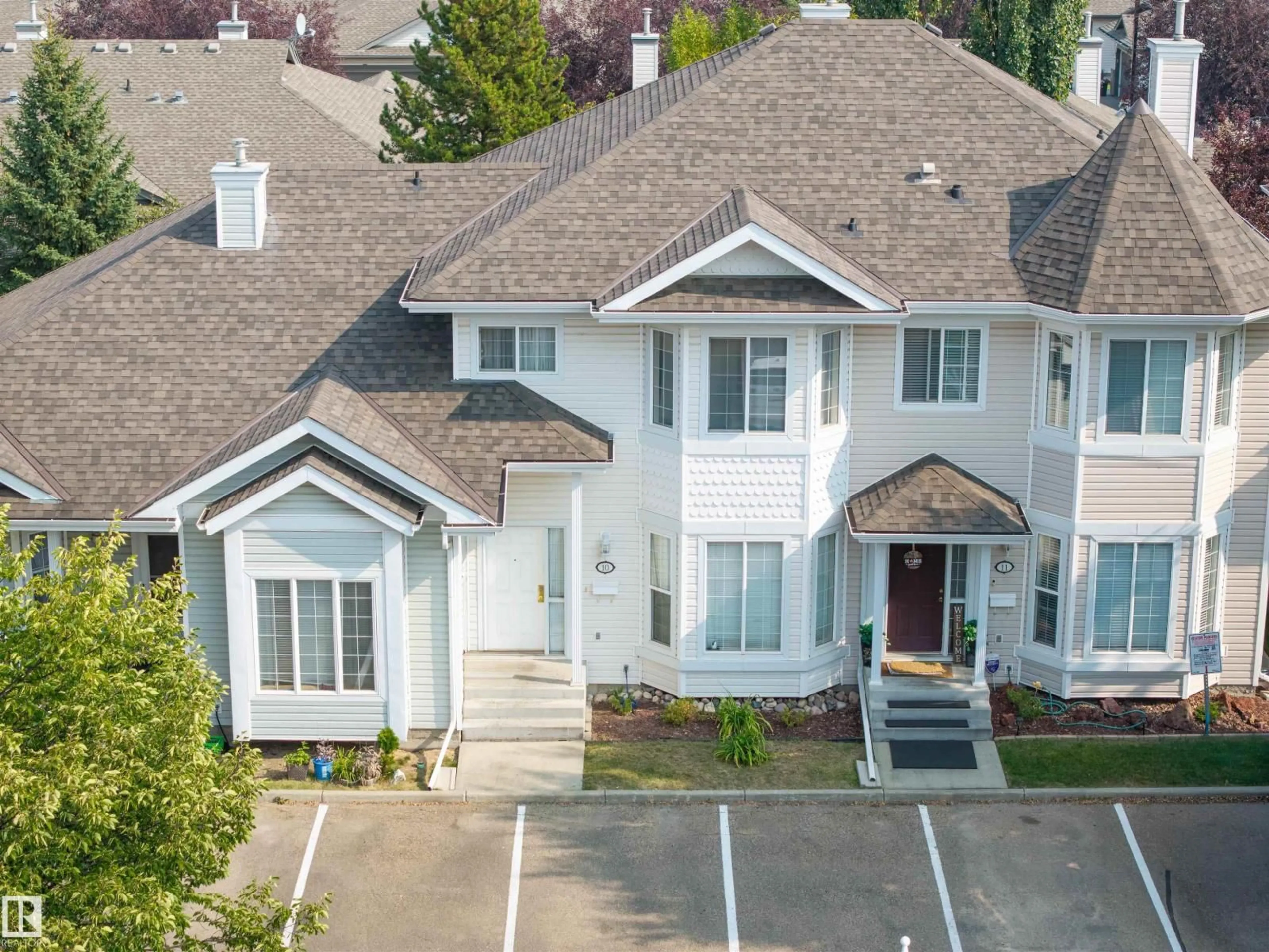 A pic from outside/outdoor area/front of a property/back of a property/a pic from drone, unknown for #10 - 1780 GLASTONBURY BV, Edmonton Alberta T5T6P9