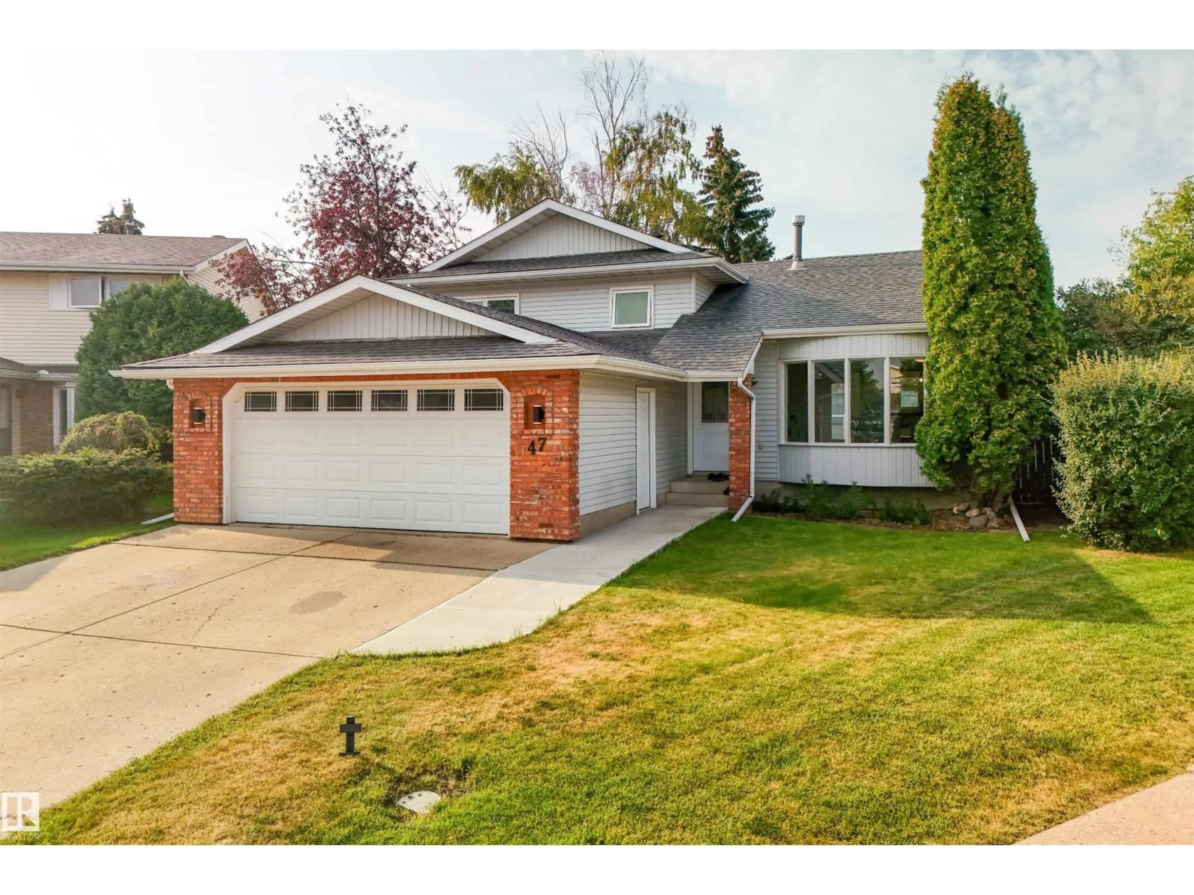 Home with brick exterior material, street for 47 VENTNOR PL, Sherwood Park Alberta T8A4W8