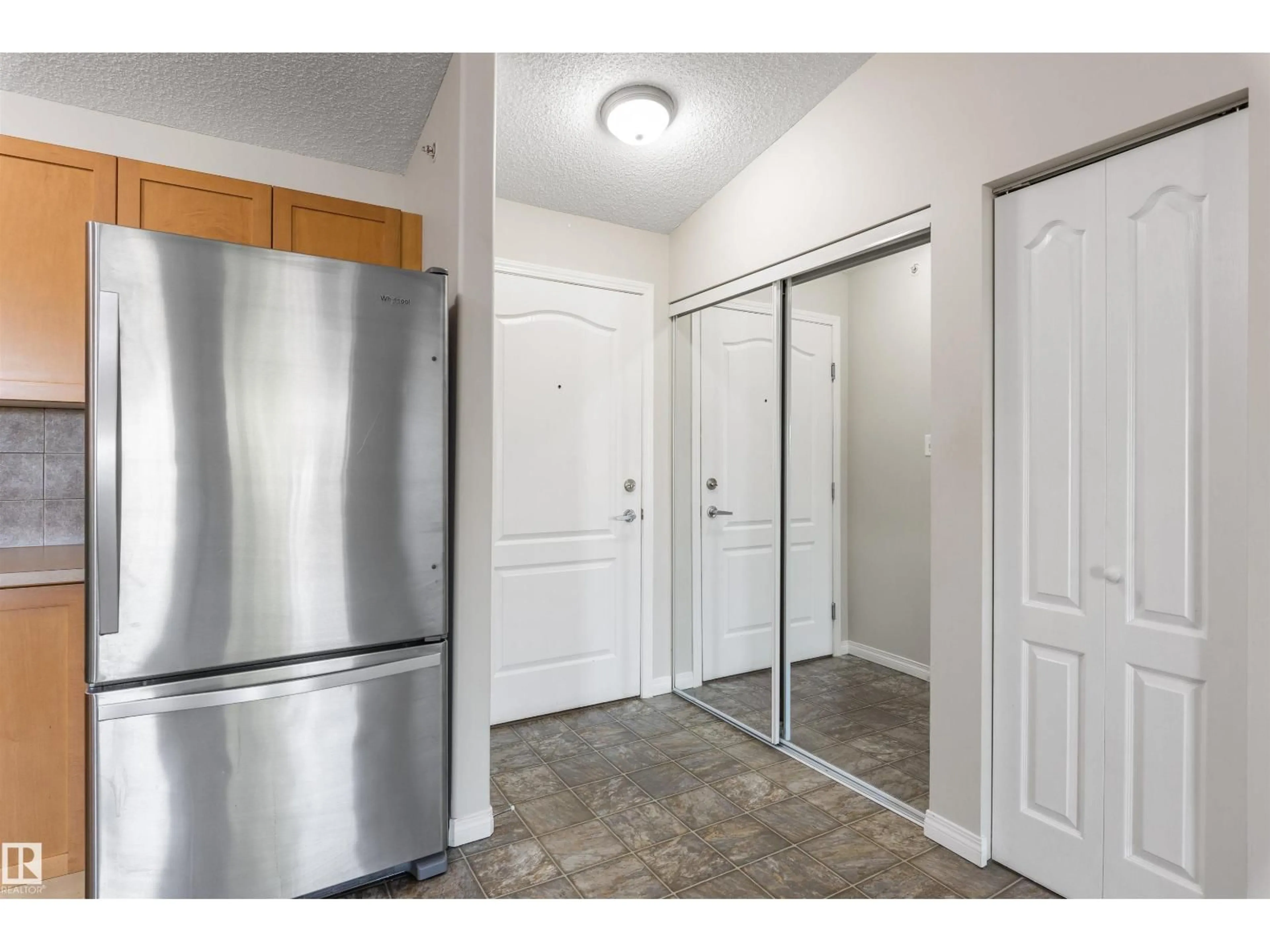 Unknown for 9363 - 1432 SIMPSON DR, Edmonton Alberta T6R0N2