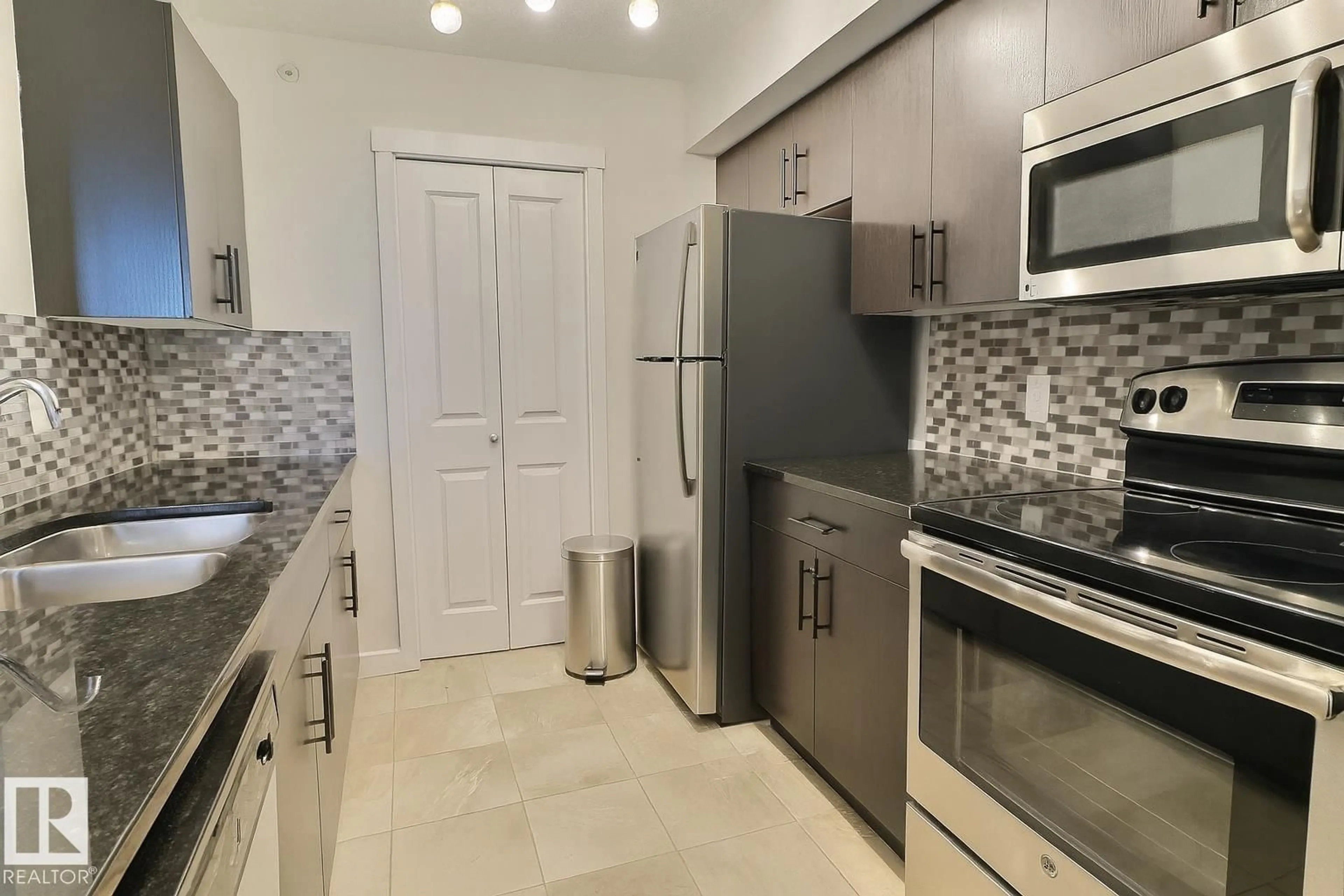 Standard kitchen, ceramic/tile floor for #406 - 18126 77 ST, Edmonton Alberta T5Z0N7
