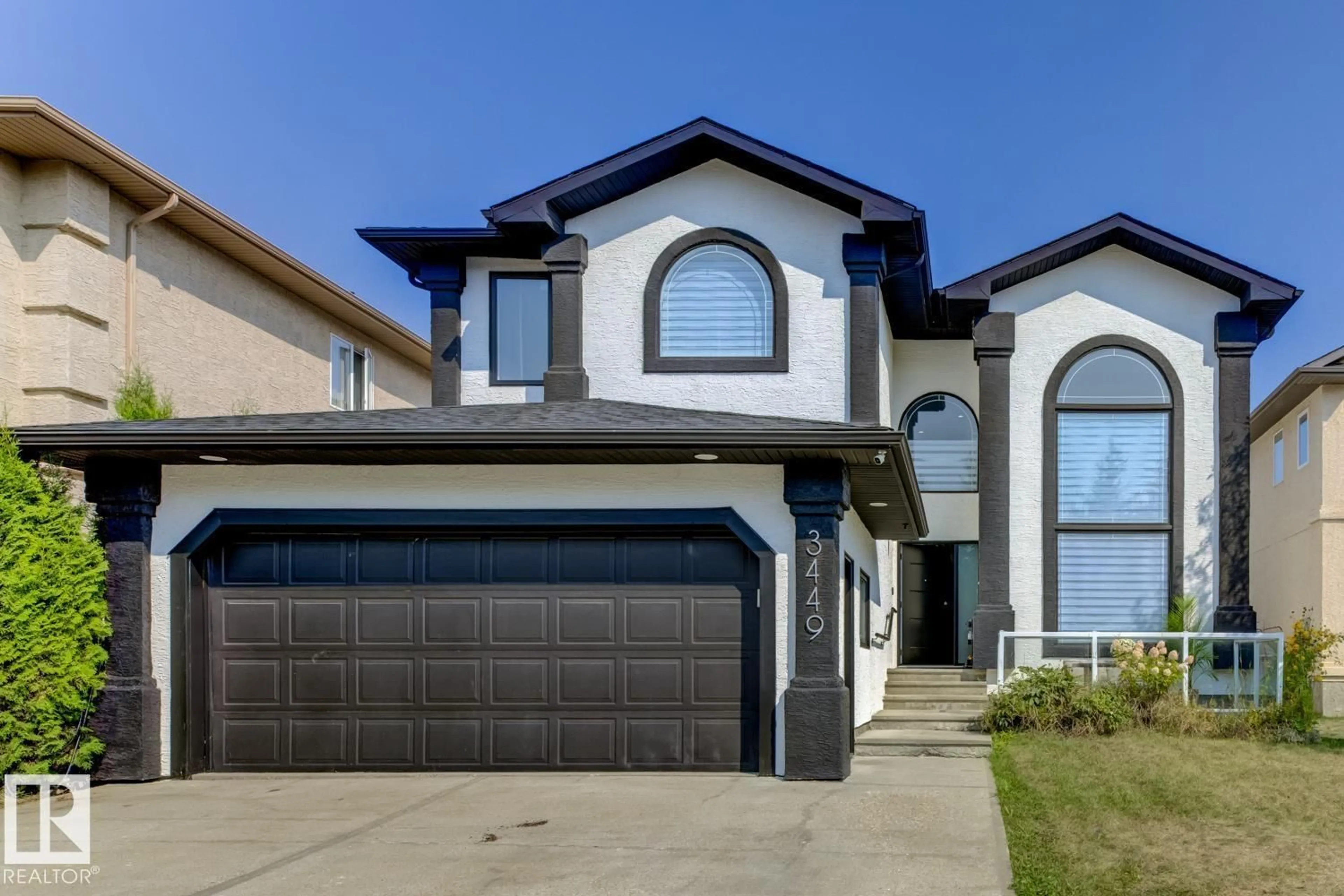 Home with vinyl exterior material, street for 3449 32A ST, Edmonton Alberta T6T1T7
