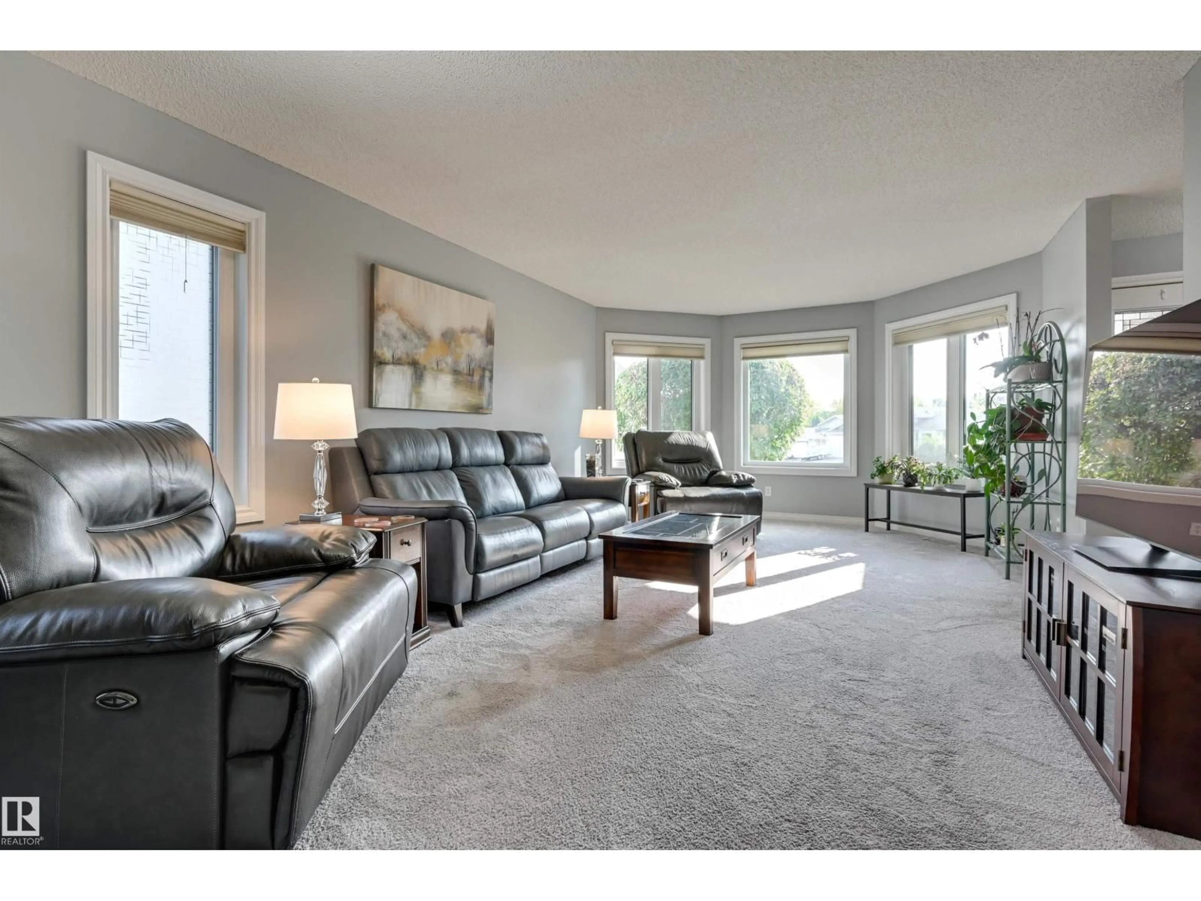 Living room with furniture, unknown for 10 BLUEBERRY CR, Sherwood Park Alberta T8H1P6