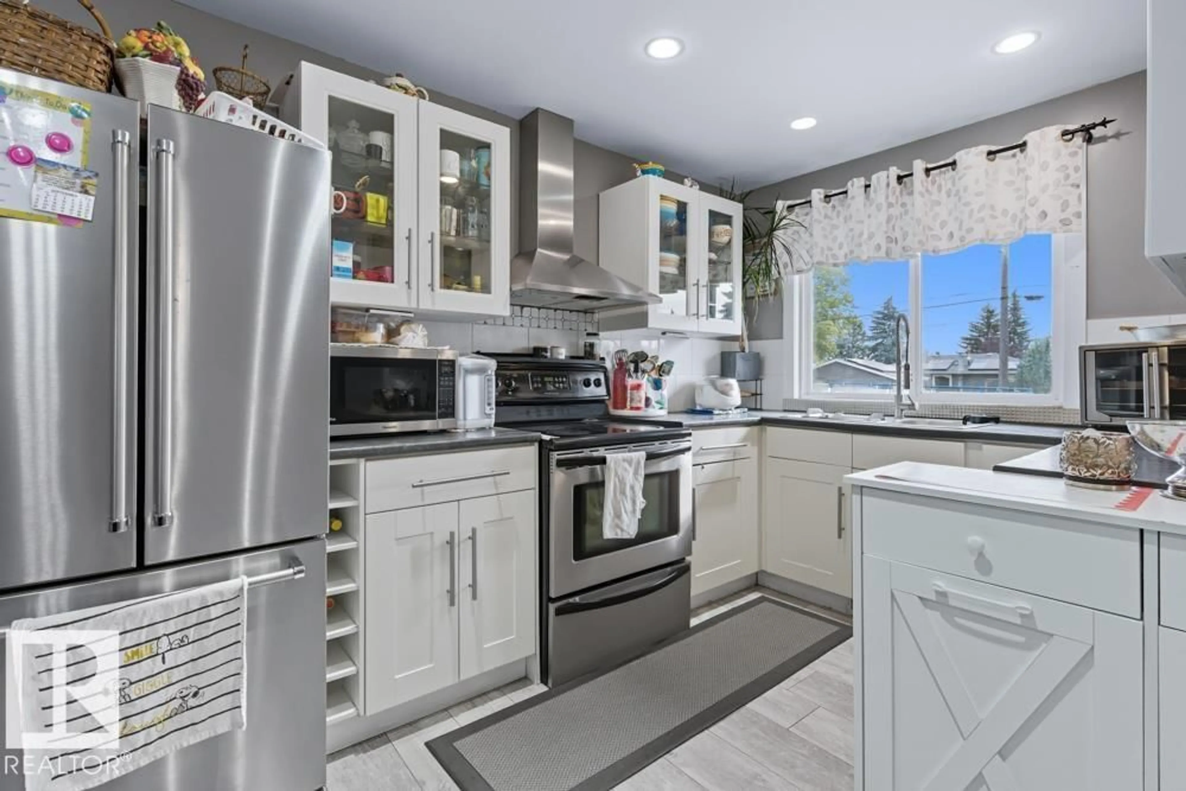 Contemporary kitchen, ceramic/tile floor for 9211 69 ST, Edmonton Alberta T6B1V8